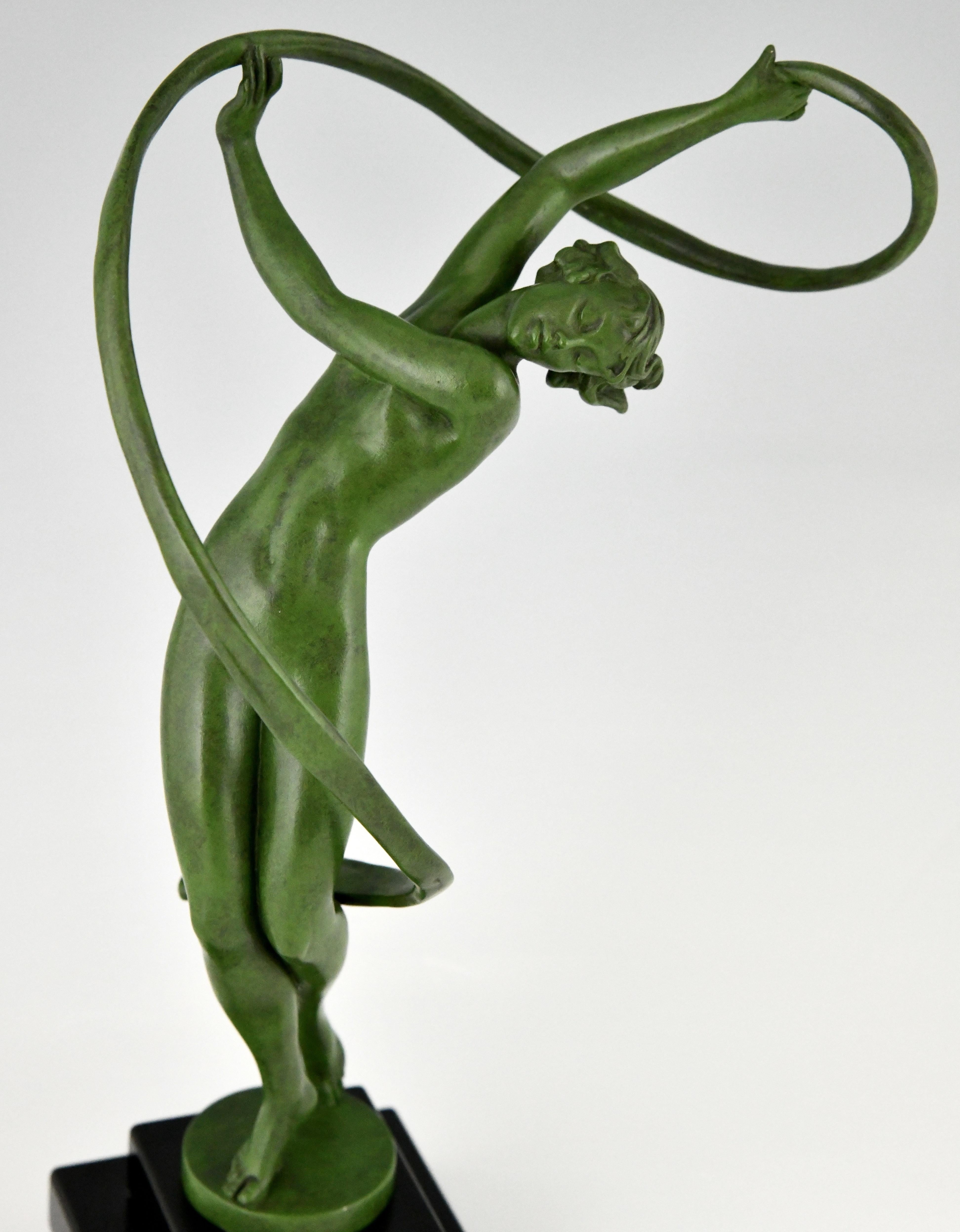 Tourbillon Art Deco Sculpture Nude Dancer Fayral Pierre Le Faguays, France, 1930 2