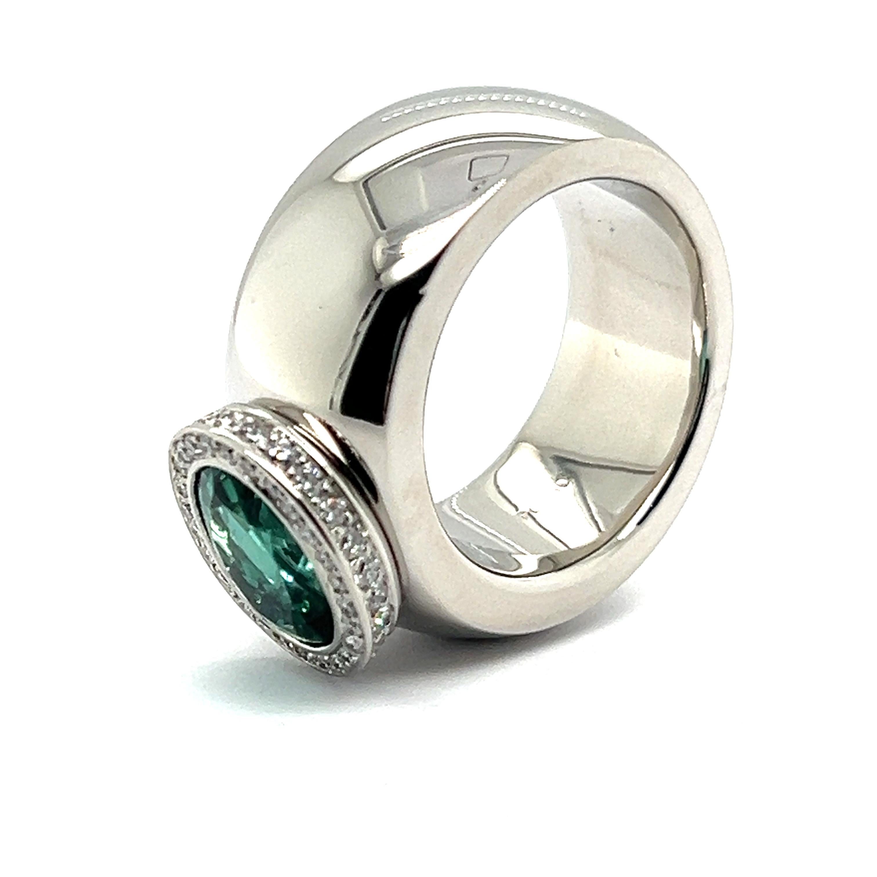 Tourmalin Ring with Diamonds in Platinum 950 by Jochen Pohl For Sale 1