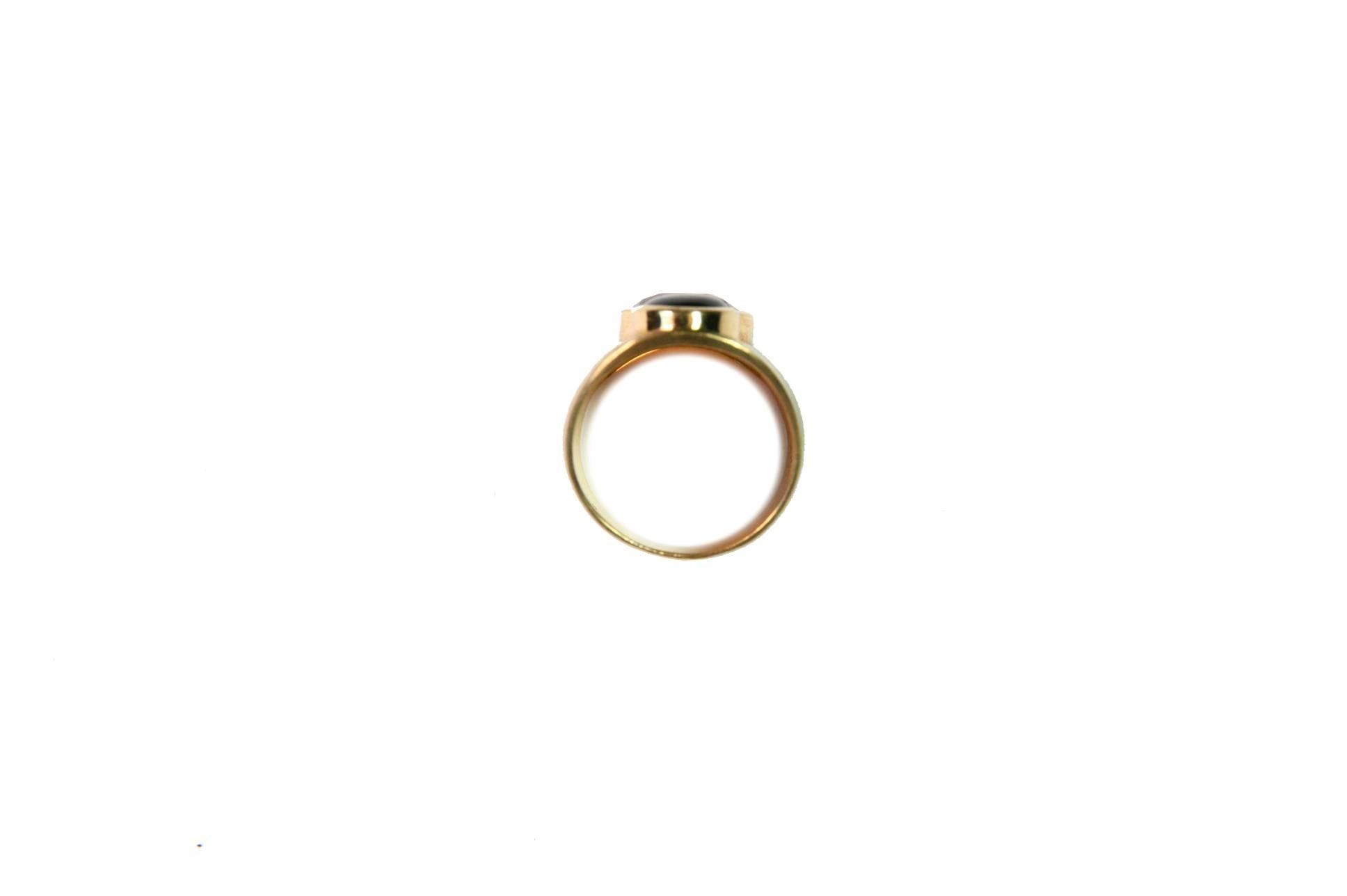 Women's or Men's Tourmaline 18 Karat Brushed Hand Made Gold Band Ring For Sale