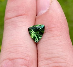 Tourmaline 2.22 Ct., natural loose Gemstone, Trillion cut, Nigeria, Certificate!