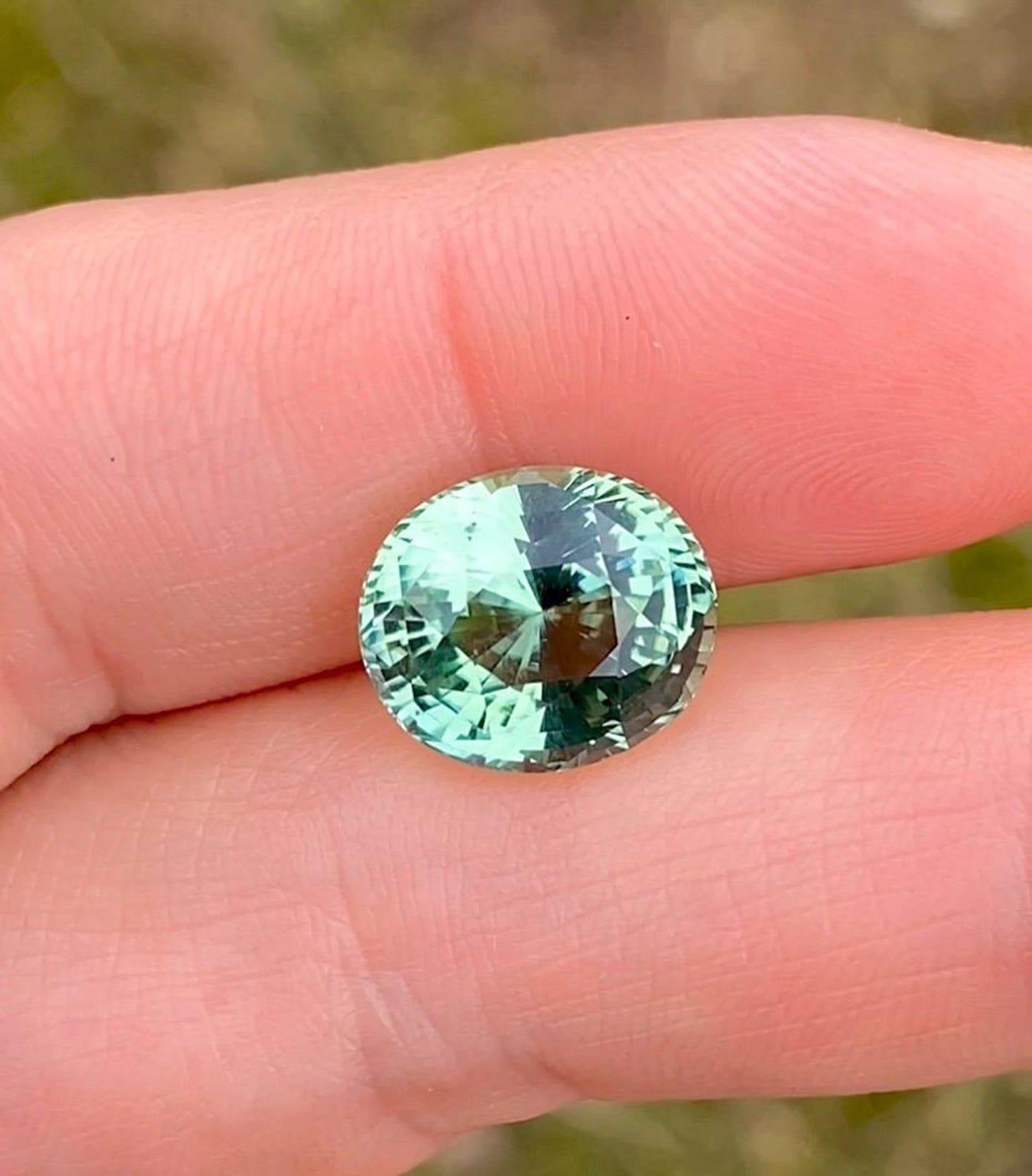 Tormalina 7,42 Ct naturale, taglio ovale, Nigeria, certificata GFCO In condizioni Nuovo in vendita a Daugavpils, LV