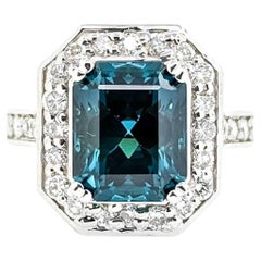 Anillo Turmalina y Diamante Oro Blanco 14K