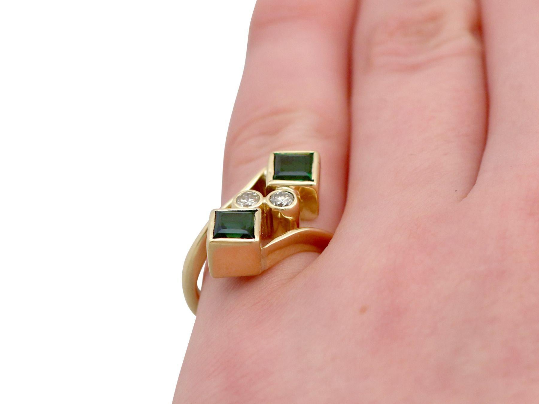 Gelbgold-Ring mit Turmalin und Diamanten im Angebot 3