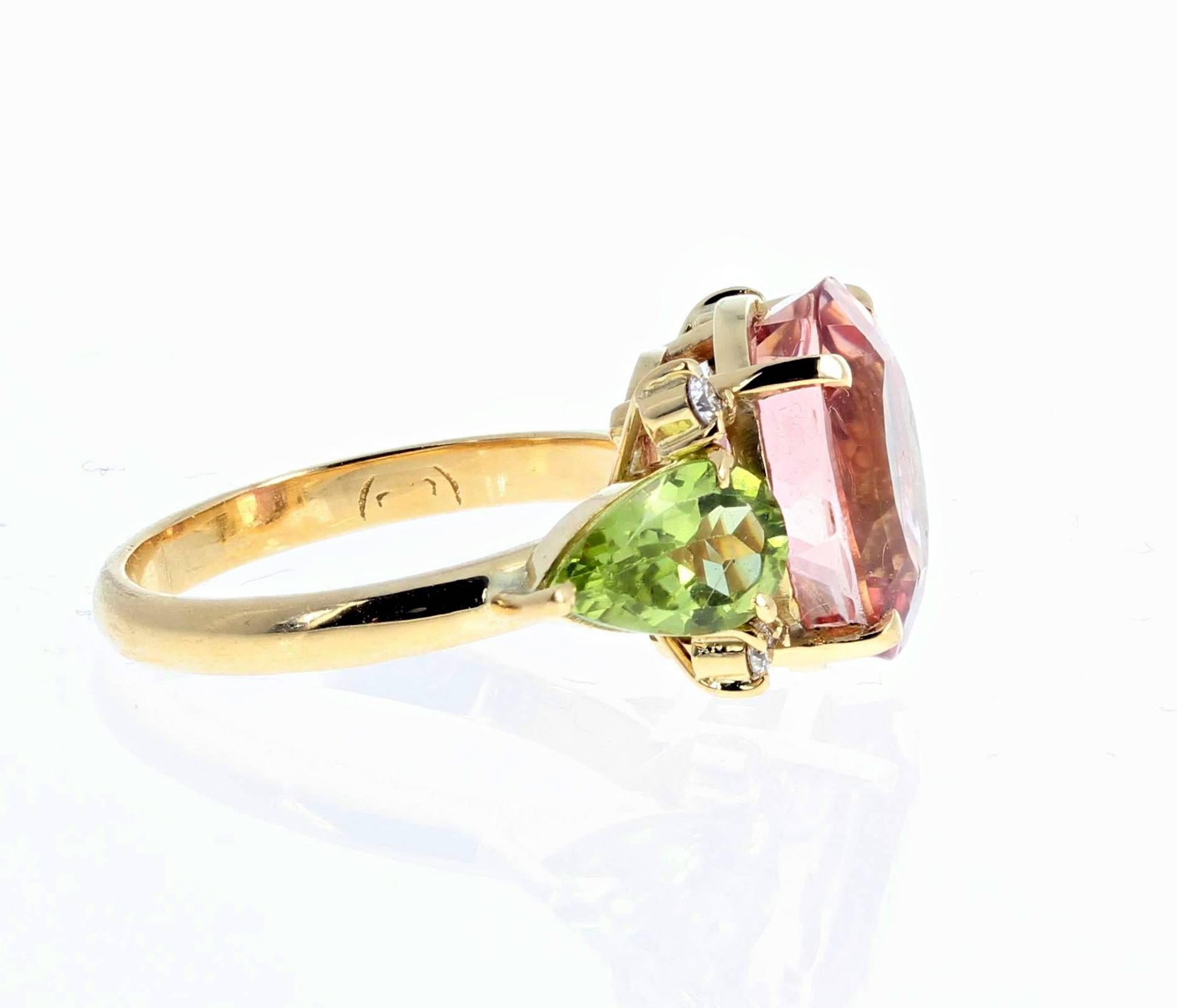 Women's AJD Beautiful 5Ct Tourmaline, Peridot & Diamonds 18 Kt Gold Cocktail Ring For Sale