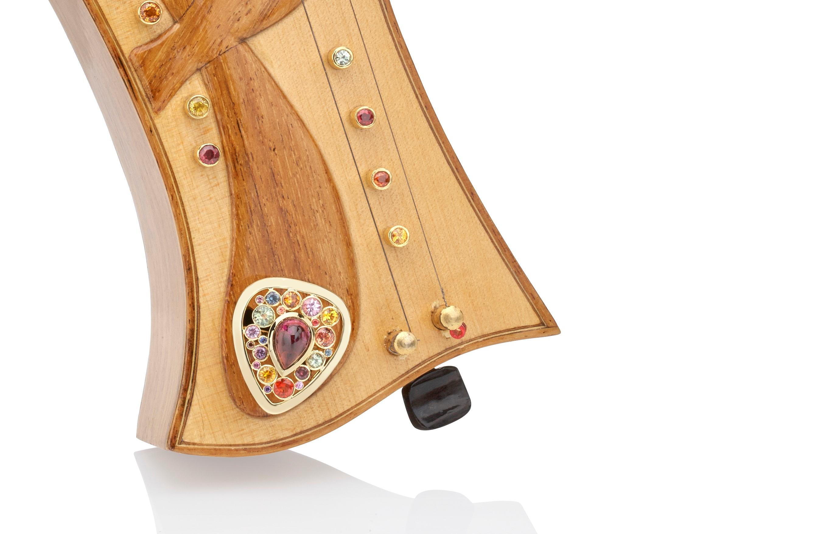 Brilliant Cut Tourmaline and Sapphire Ring Guitar Pick Shape with Music Box Object D'Art For Sale