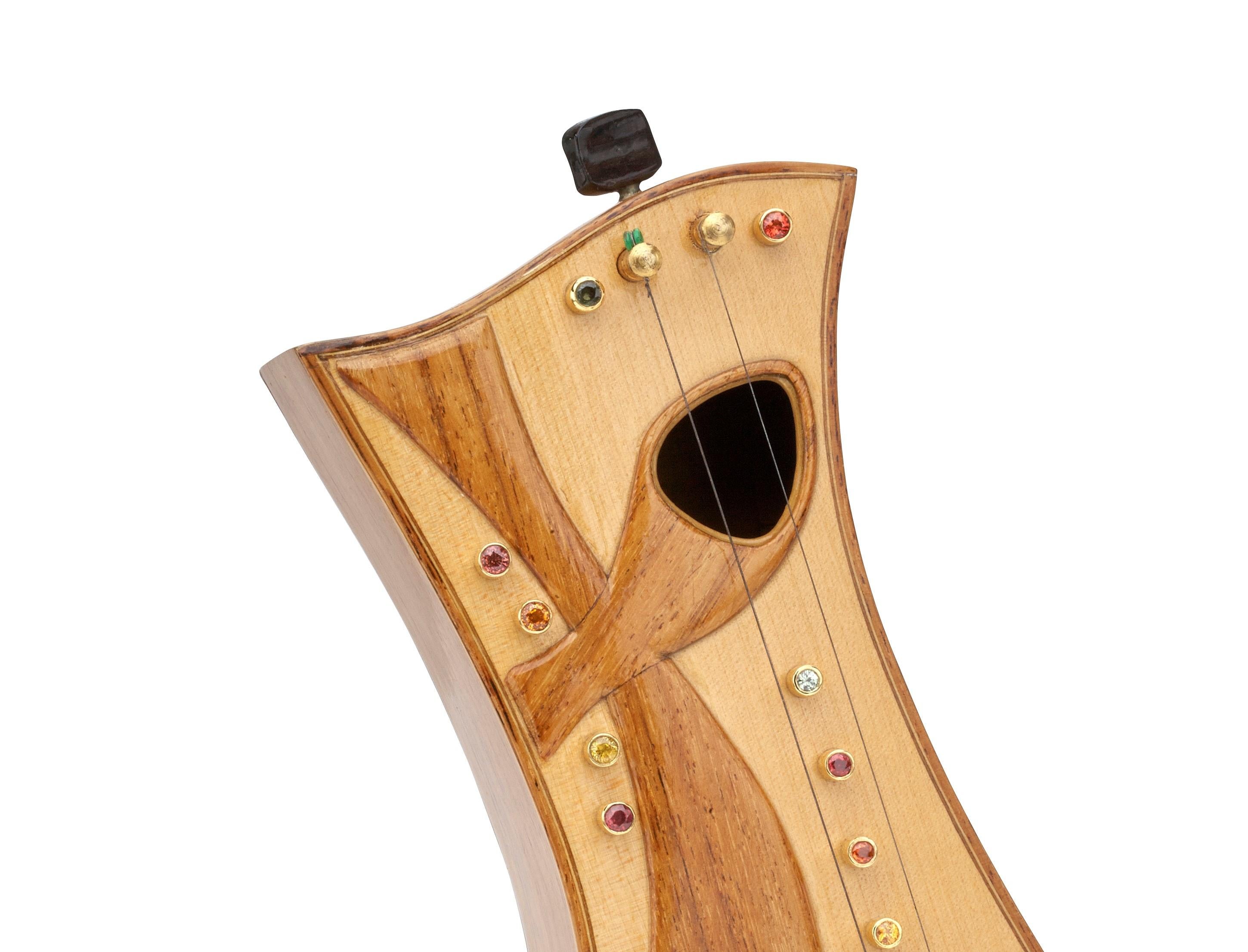 Tourmaline and Sapphire Ring Guitar Pick Shape with Music Box Object D'Art In New Condition For Sale In Athens, GR