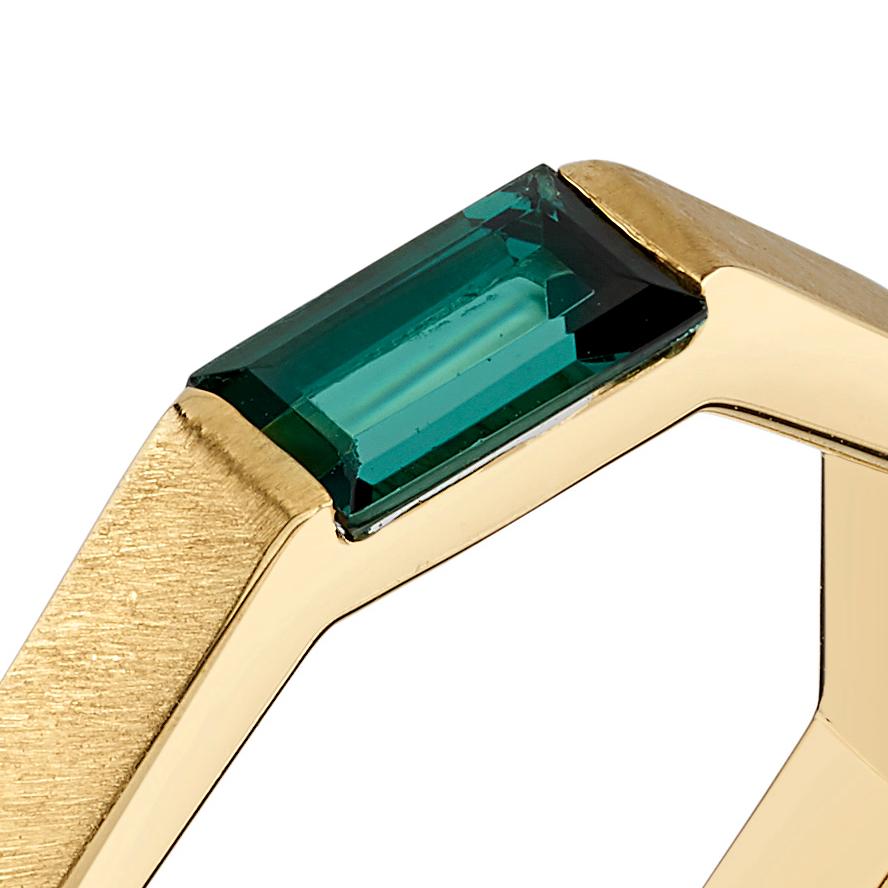 Baguette Cut Tourmaline Baguette Solitaire Octagonal Ring 18k Yellow Gold Band For Sale
