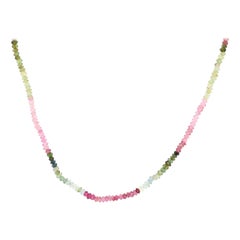 Collar de cuentas de turmalina de oro amarillo de 18 quilates