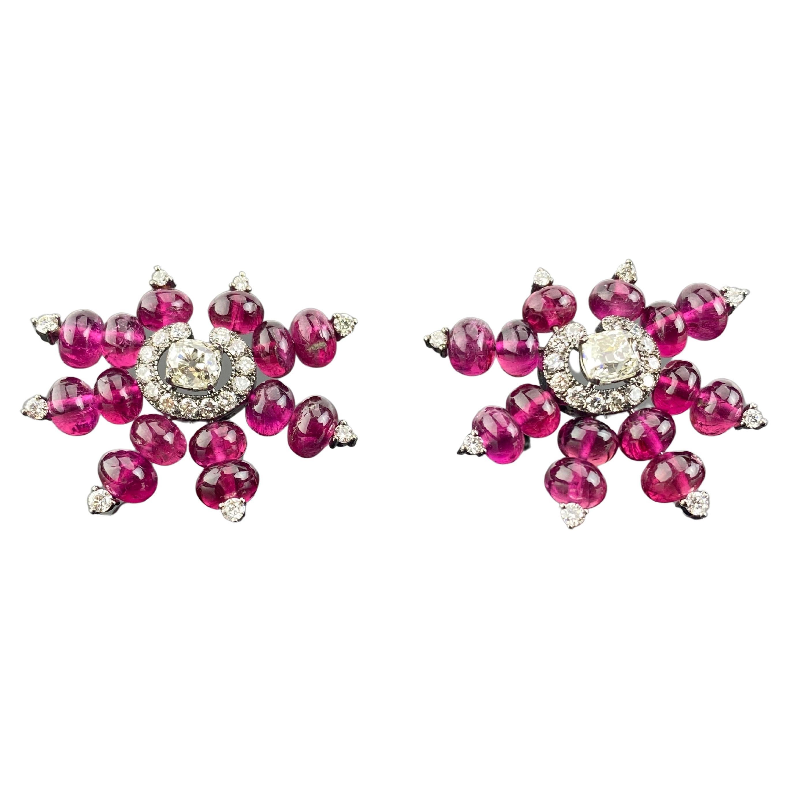 Boucles d'oreilles perles de tourmaline et diamants 