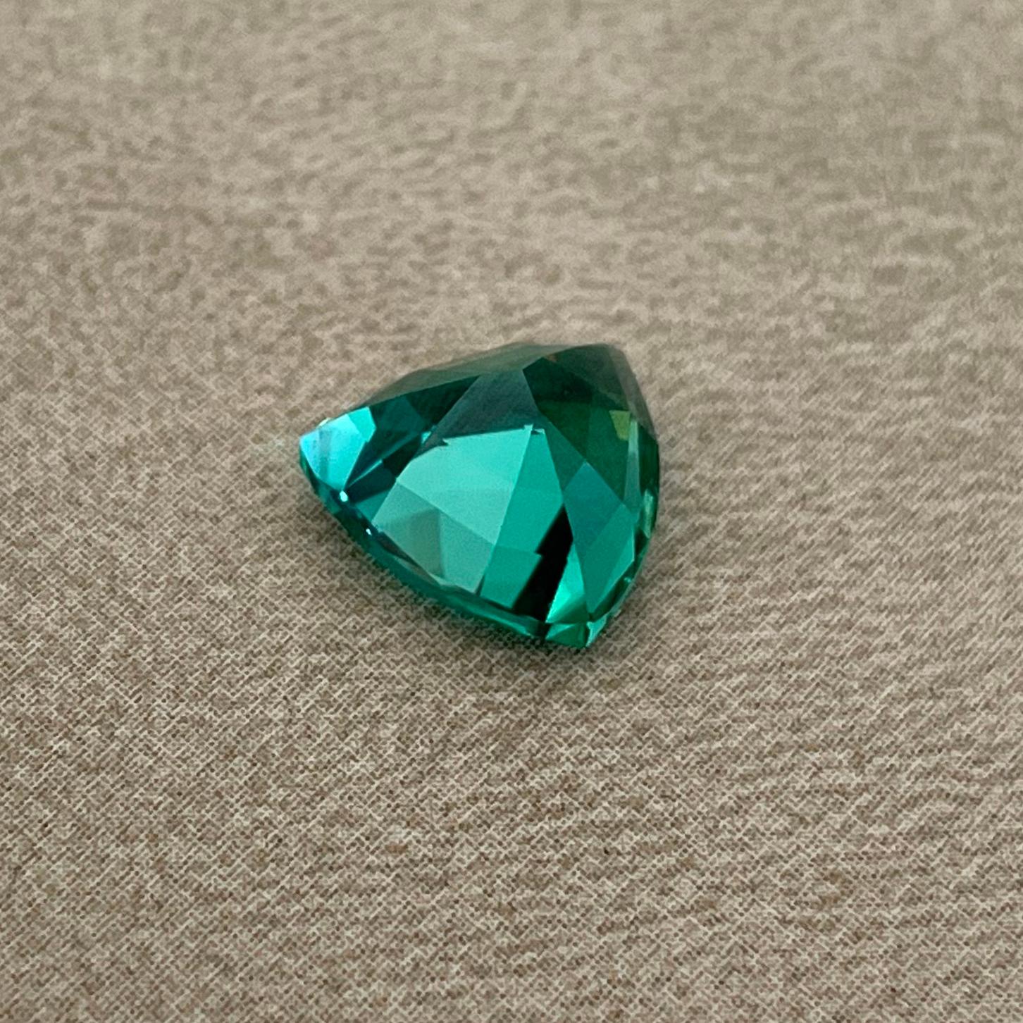 Tourmaline bleu-vert, 3,72 carats, Namibia Neuf à Heimberg, CH