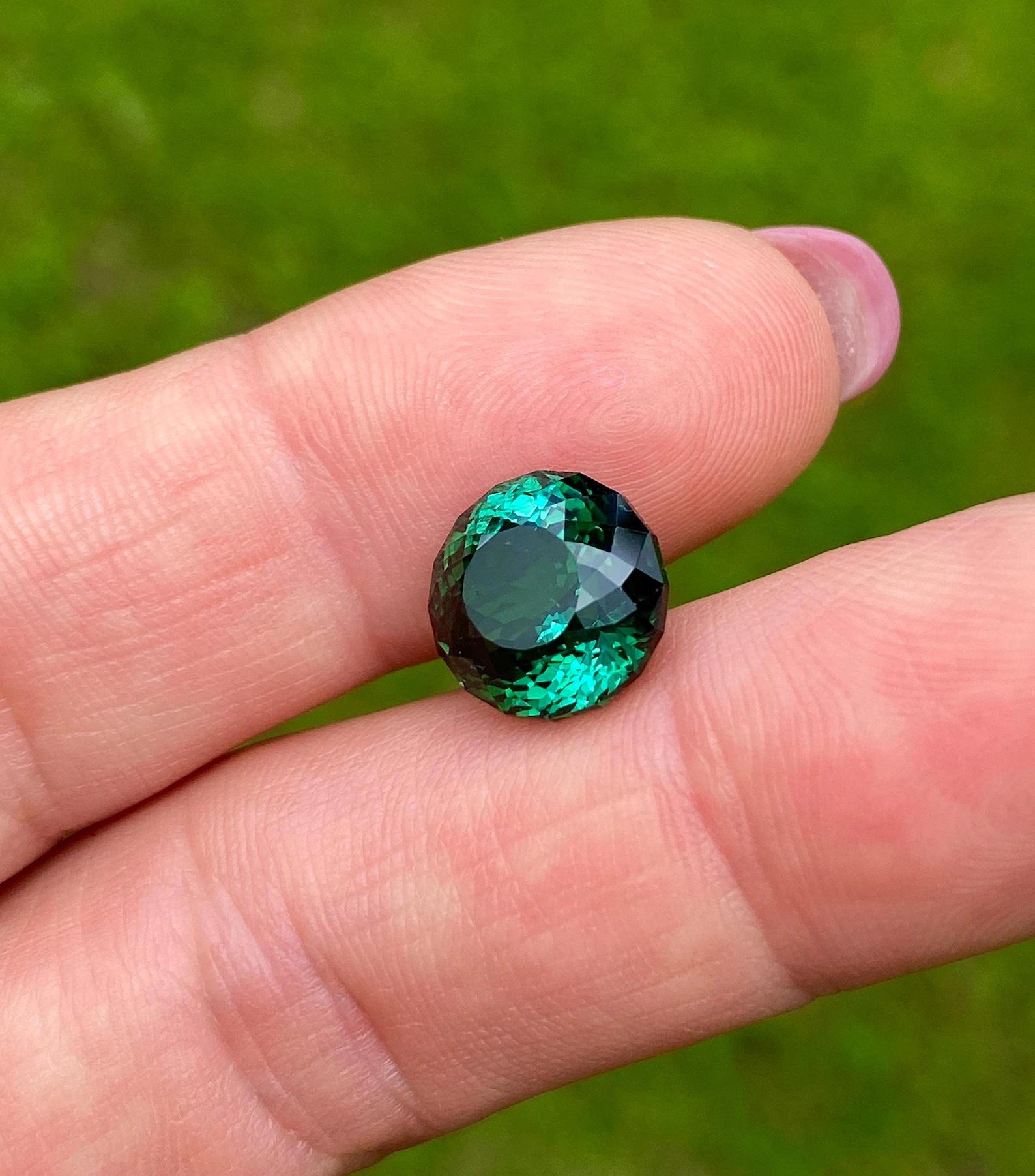 Tourmaline Bluish Green 6.17Ct natural gemstone, Round cut, Afghanistan For Sale 4
