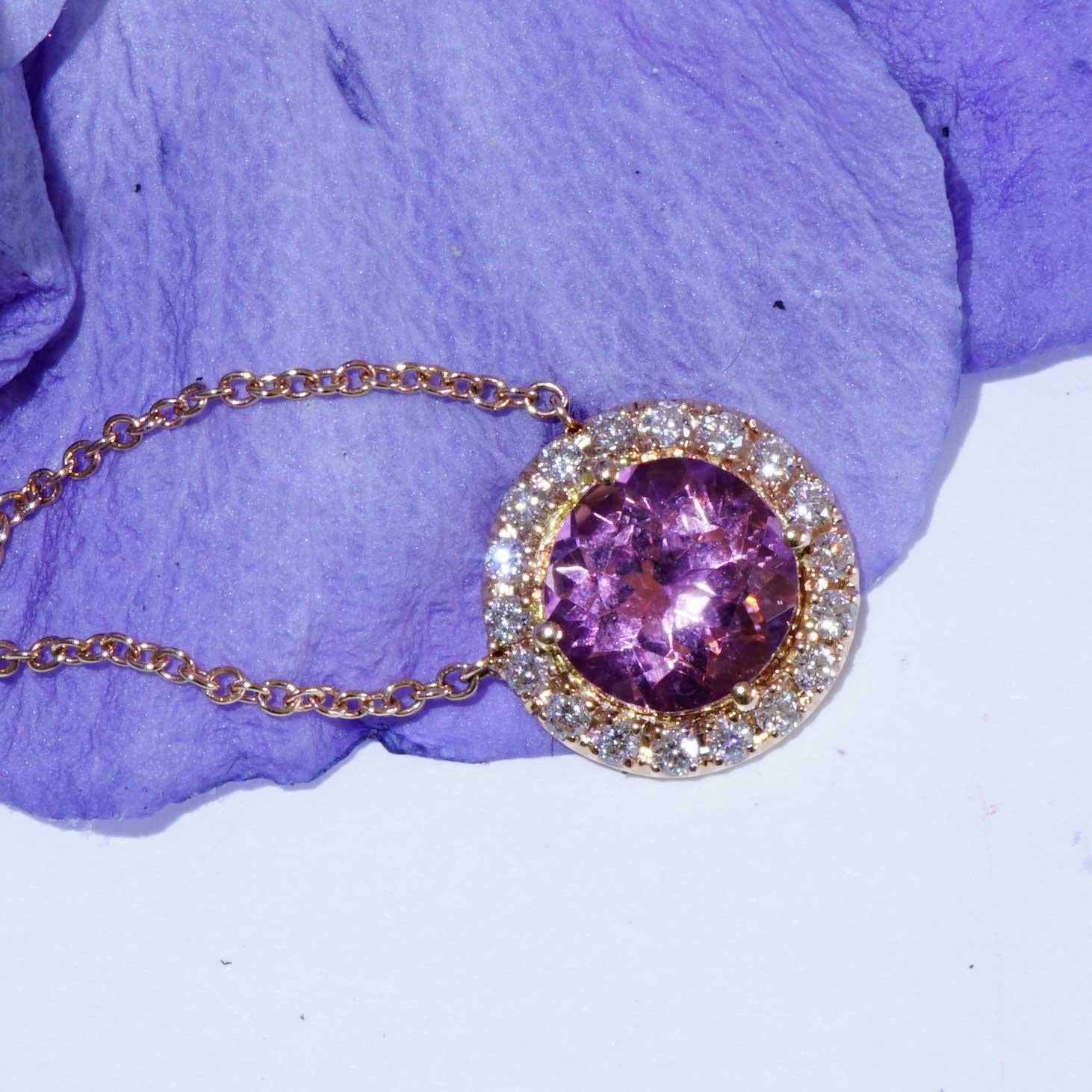 Women's or Men's Tourmaline Brilliant Necklace 750 Rose Gold Pink to fall in love eye-catcher For Sale