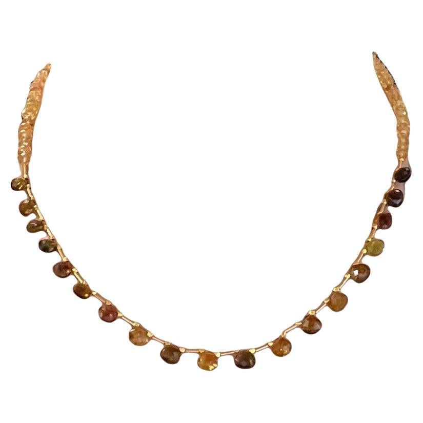 Artigiano Collana con briolette di tormalina e perline di citrino con accenti in oro giallo, 18