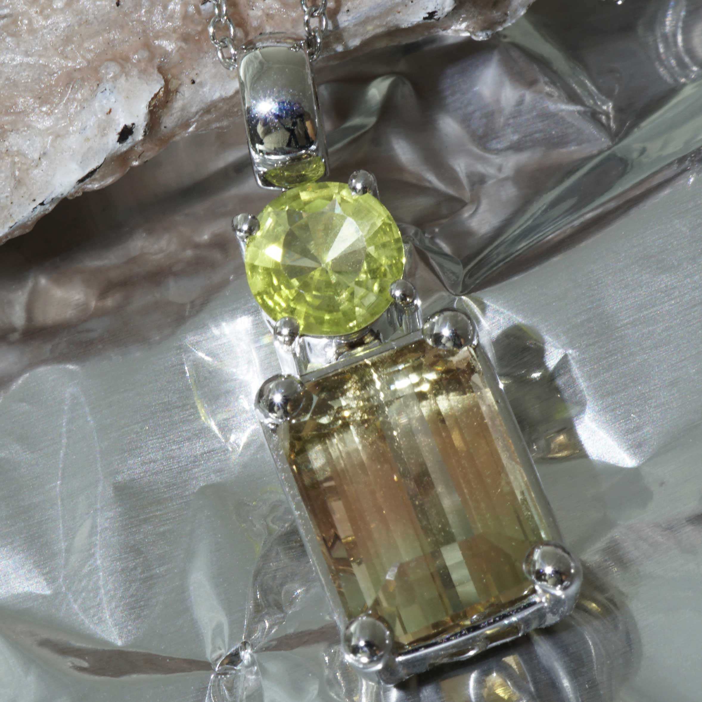 Turmalin Chrysoberyll Brilliant Anhänger in 750 Weißgold gelb orange Bicolor im Angebot