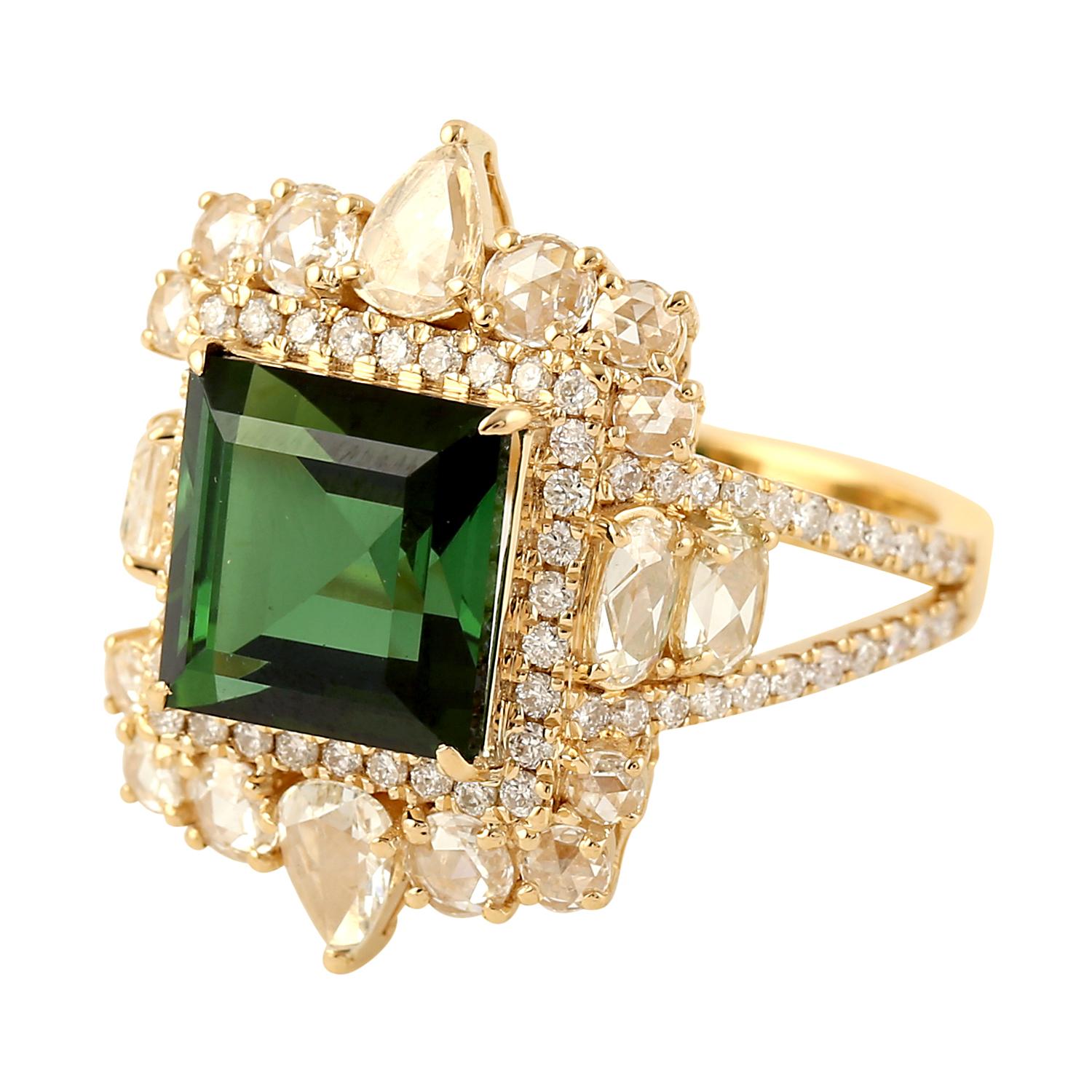 Taille mixte Bague cocktail en or jaune 18 carats avec tourmaline et diamants entourés en vente
