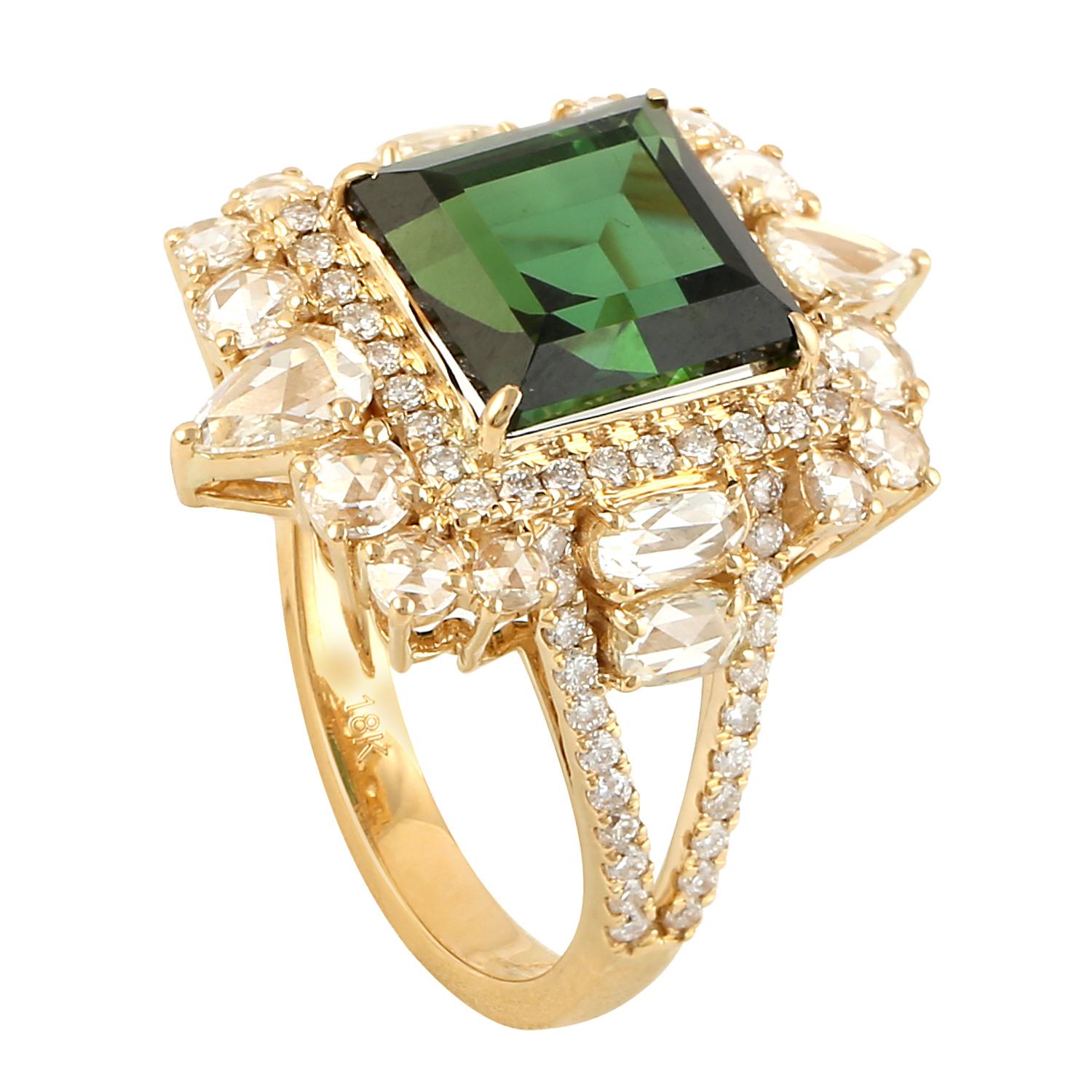 Bague cocktail en or jaune 18 carats avec tourmaline et diamants entourés Pour femmes en vente