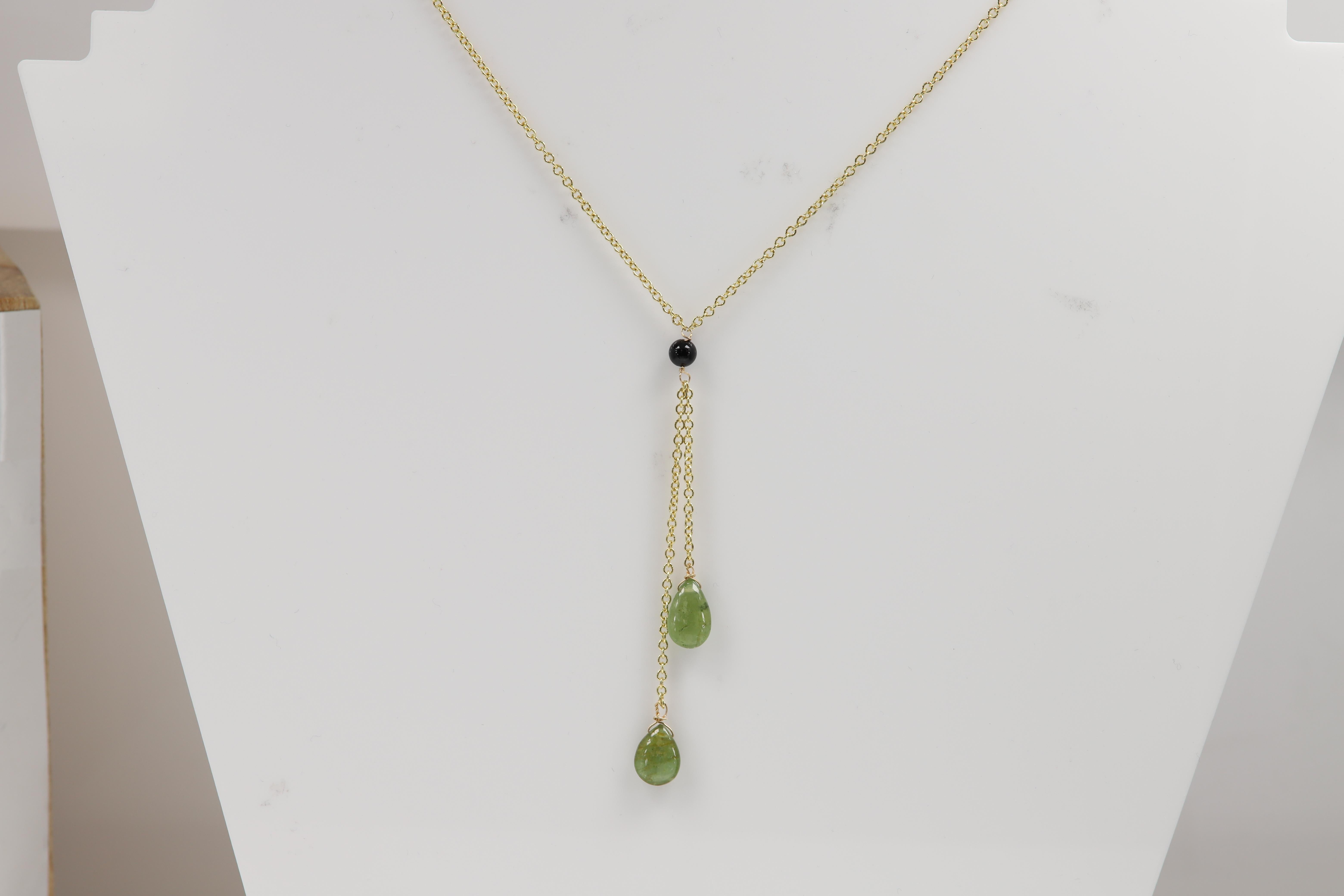 Tourmaline Dangle Necklace 14 Karat Yellow Gold Green Tourmaline Gemstone Drops In New Condition For Sale In Brooklyn, NY
