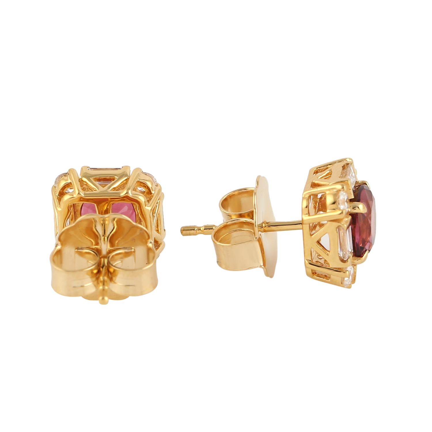 Moderne Boucles d'oreilles carrées en or 14 carats avec tourmaline et diamant en vente