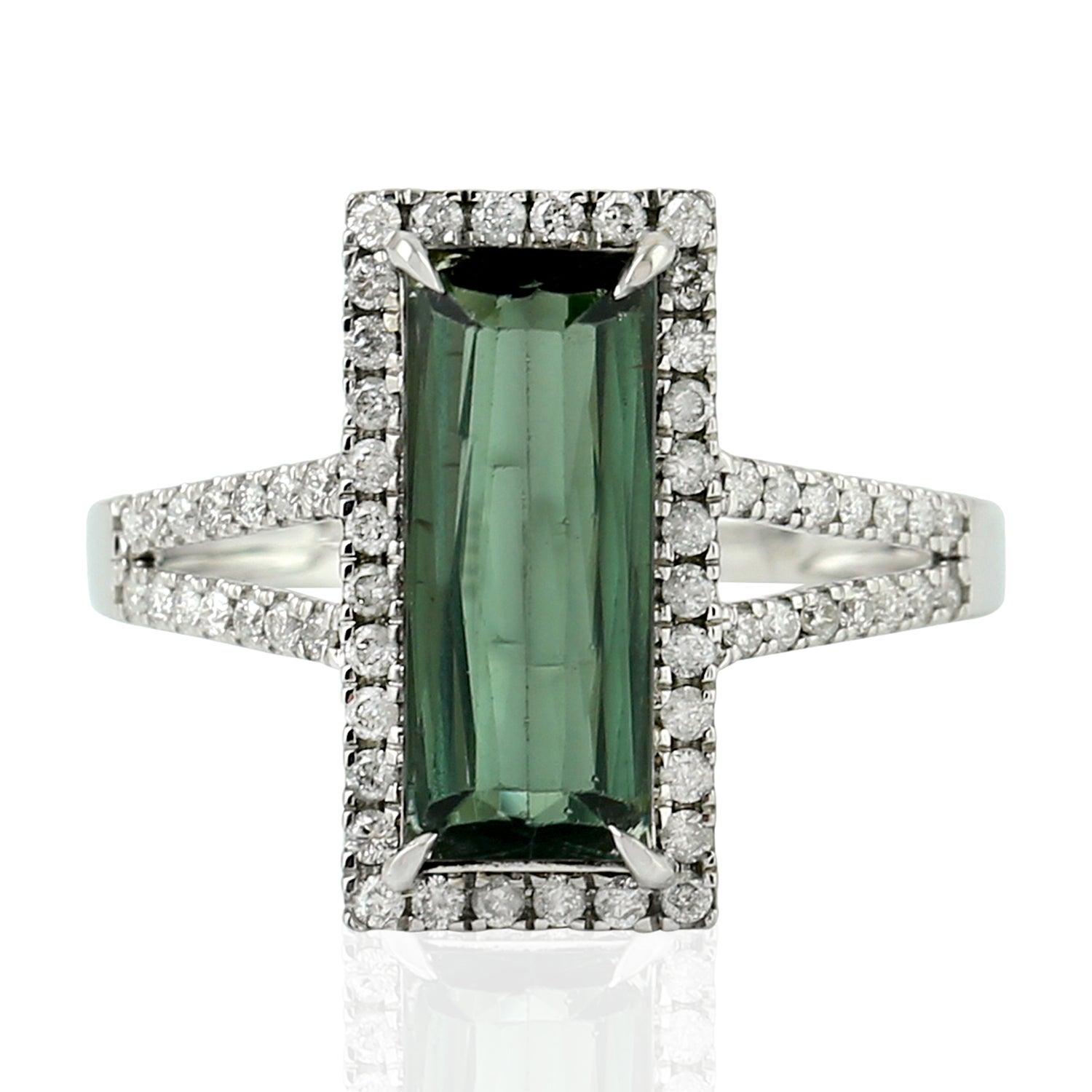For Sale:  Tourmaline Diamond 18 Karat Gold Ring 4