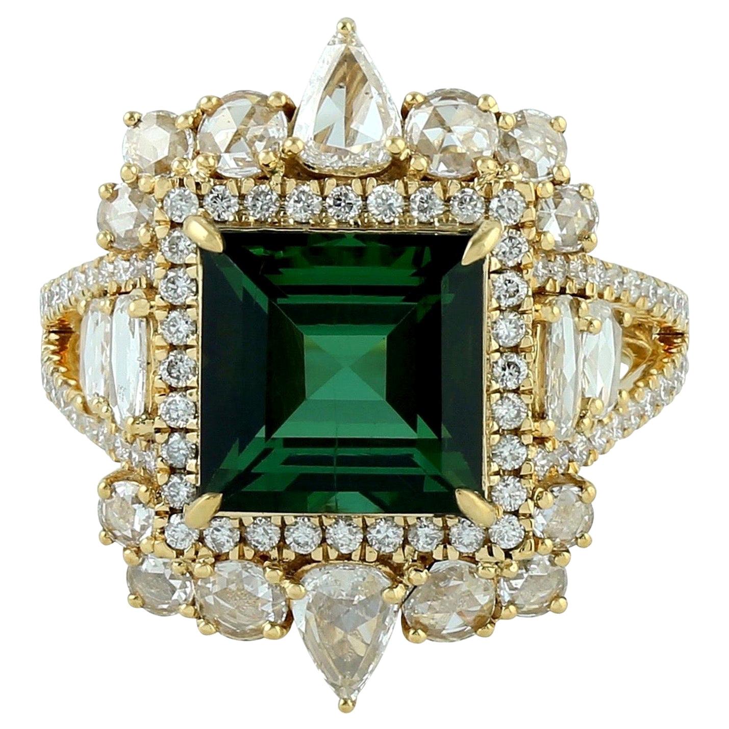 Im Angebot: Turmalin-Diamant-Ring aus 18 Karat Gold ()