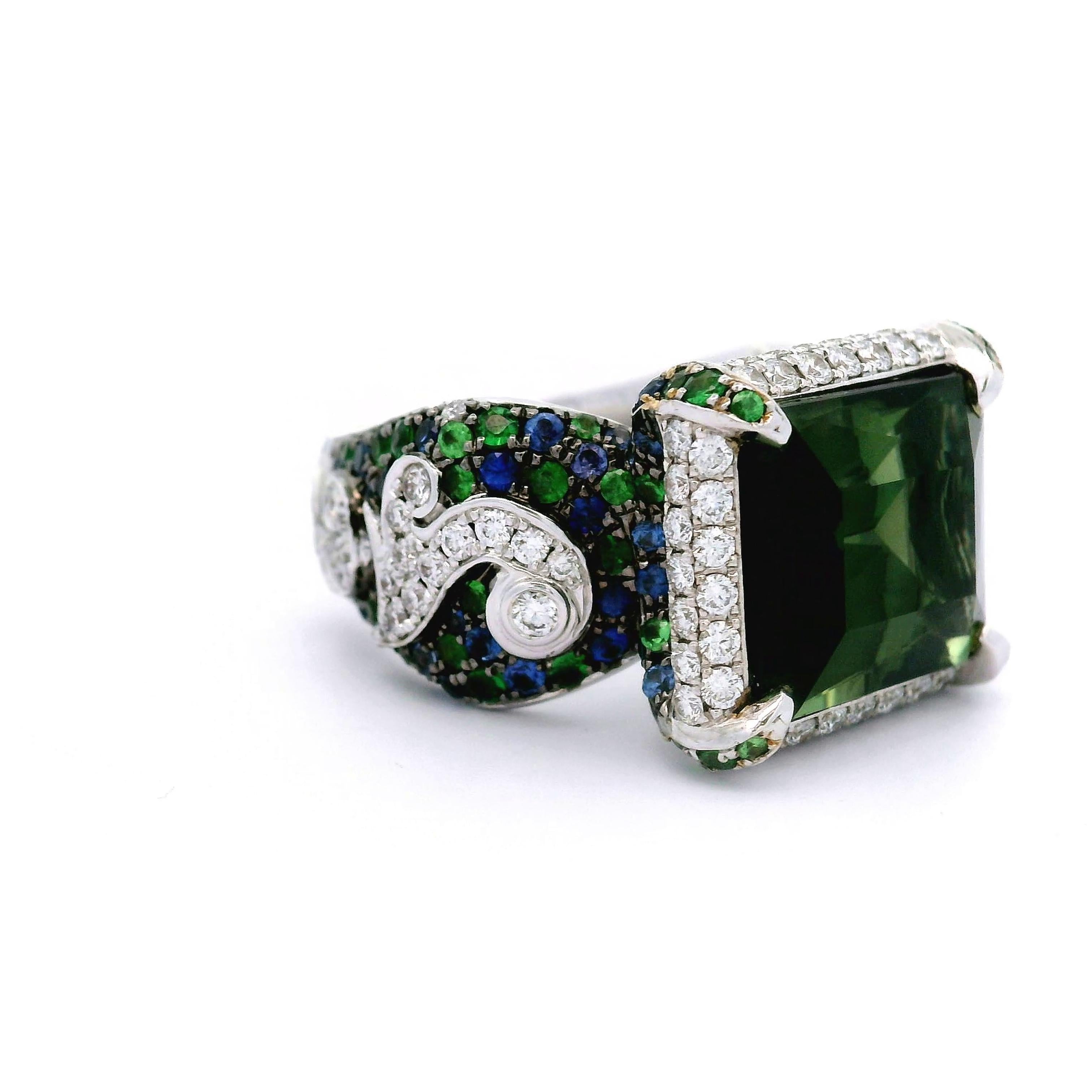 Taille émeraude Tourmaline Diamant Rubis Tsavorite Saphir Or blanc 18k Bague Cocktail en vente