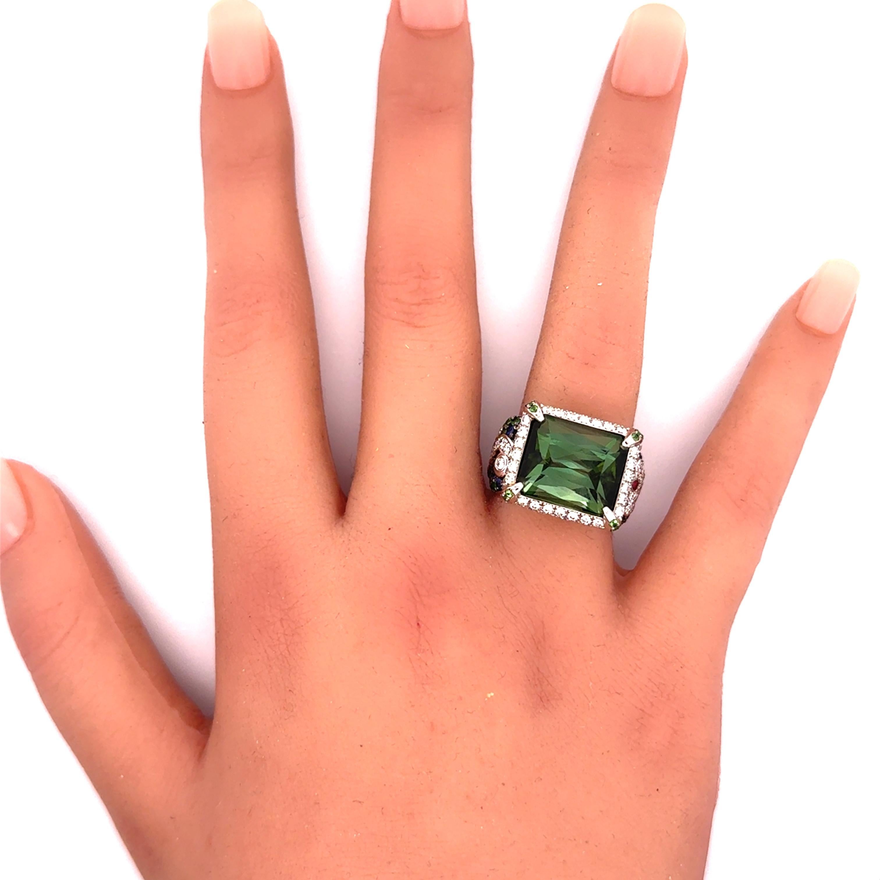 Tourmaline Diamant Rubis Tsavorite Saphir Or blanc 18k Bague Cocktail en vente 2