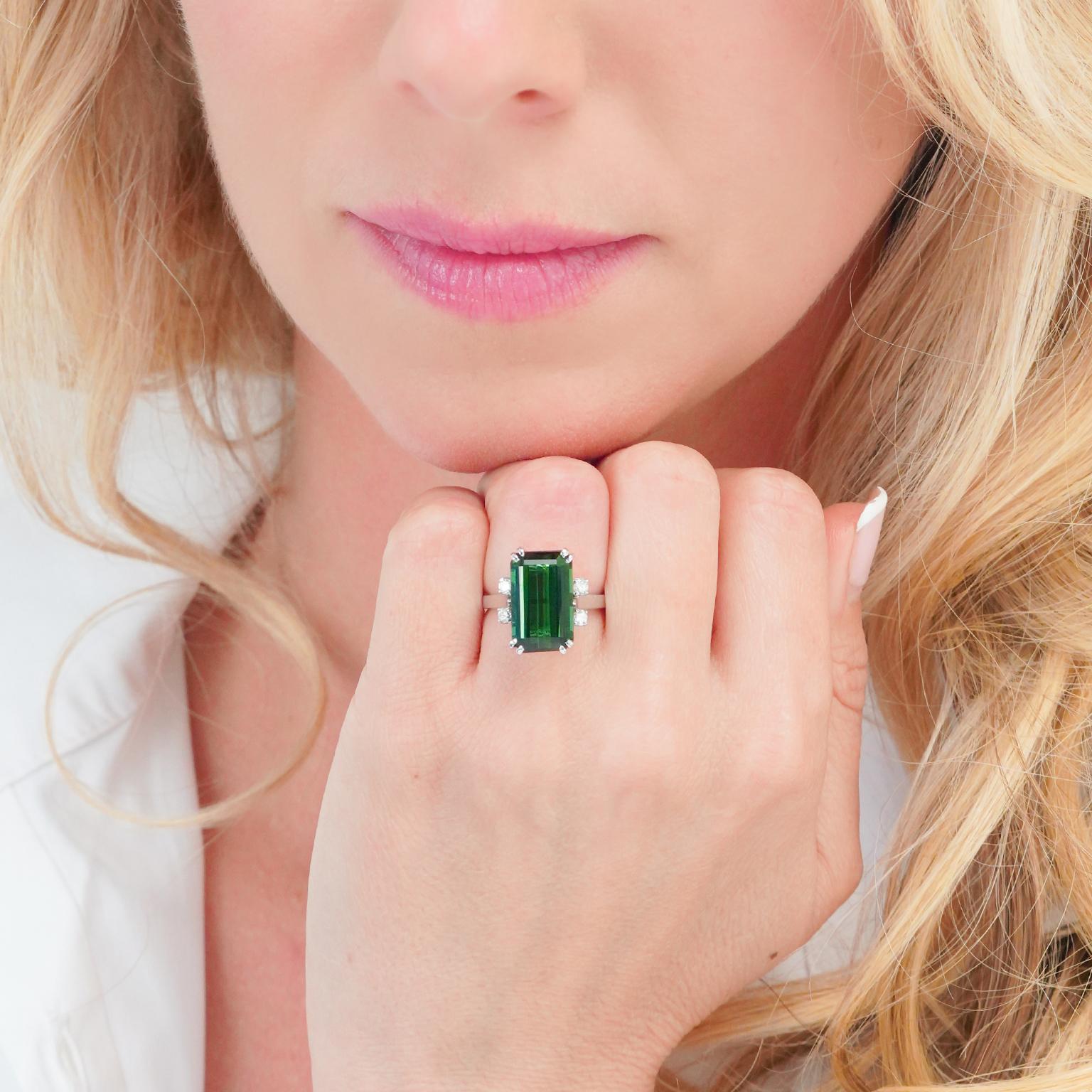 Tourmaline & Diamond Sixties Ring In Excellent Condition For Sale In Litchfield, CT