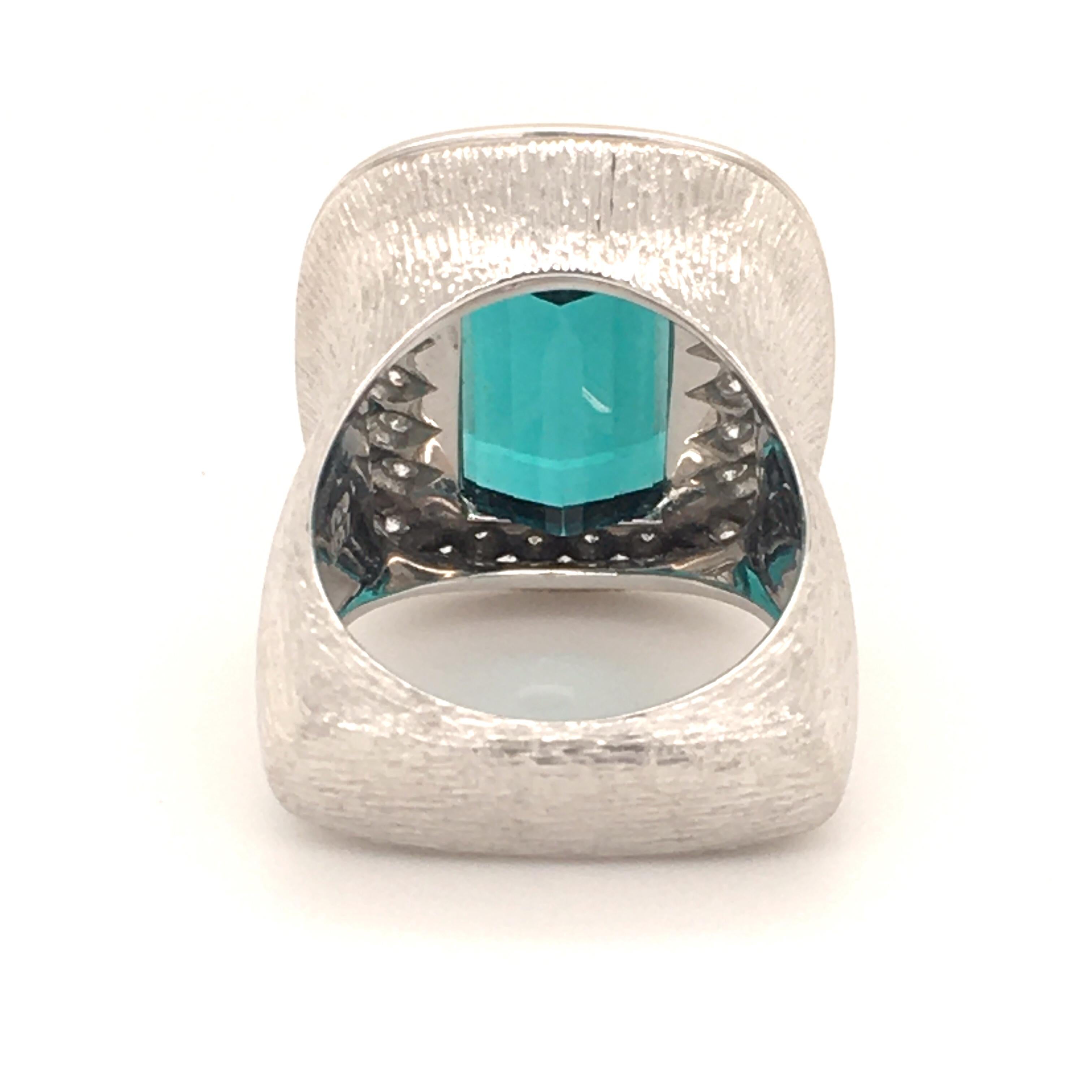 Tourmaline Diamond White Gold Cocktail Ring In Good Condition In Lucerne, CH