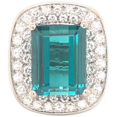 Bague cocktail en or blanc avec tourmaline et diamants