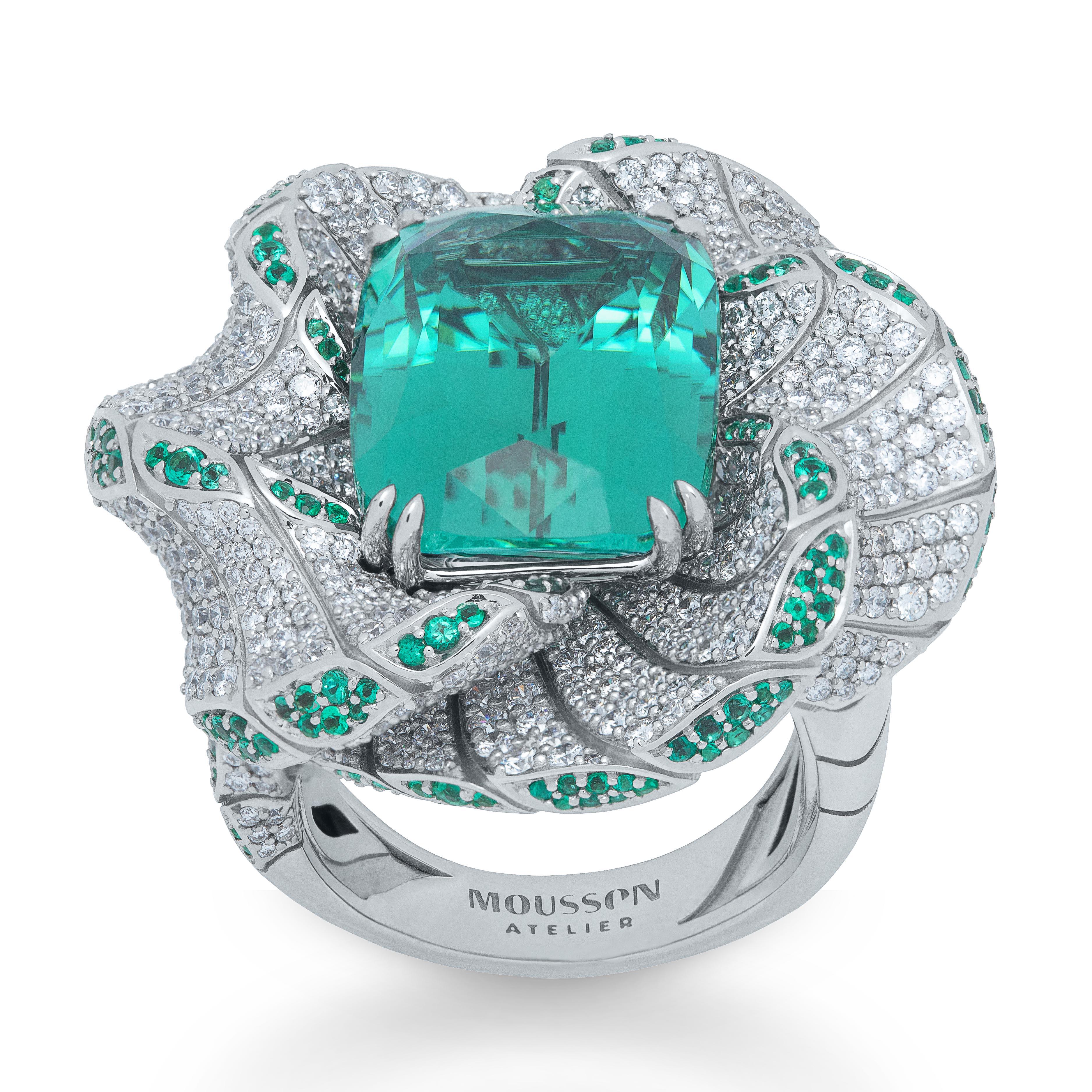 Lagoon Tourmaline Diamonds Emeralds 18 Karat White Gold DNA Ring

This Ring was created based on DNA Earrings. Here you can also recognize the spinning DNA structure known to everyone.  Made of White 18 Karat Gold, Ring is decorated on the sides