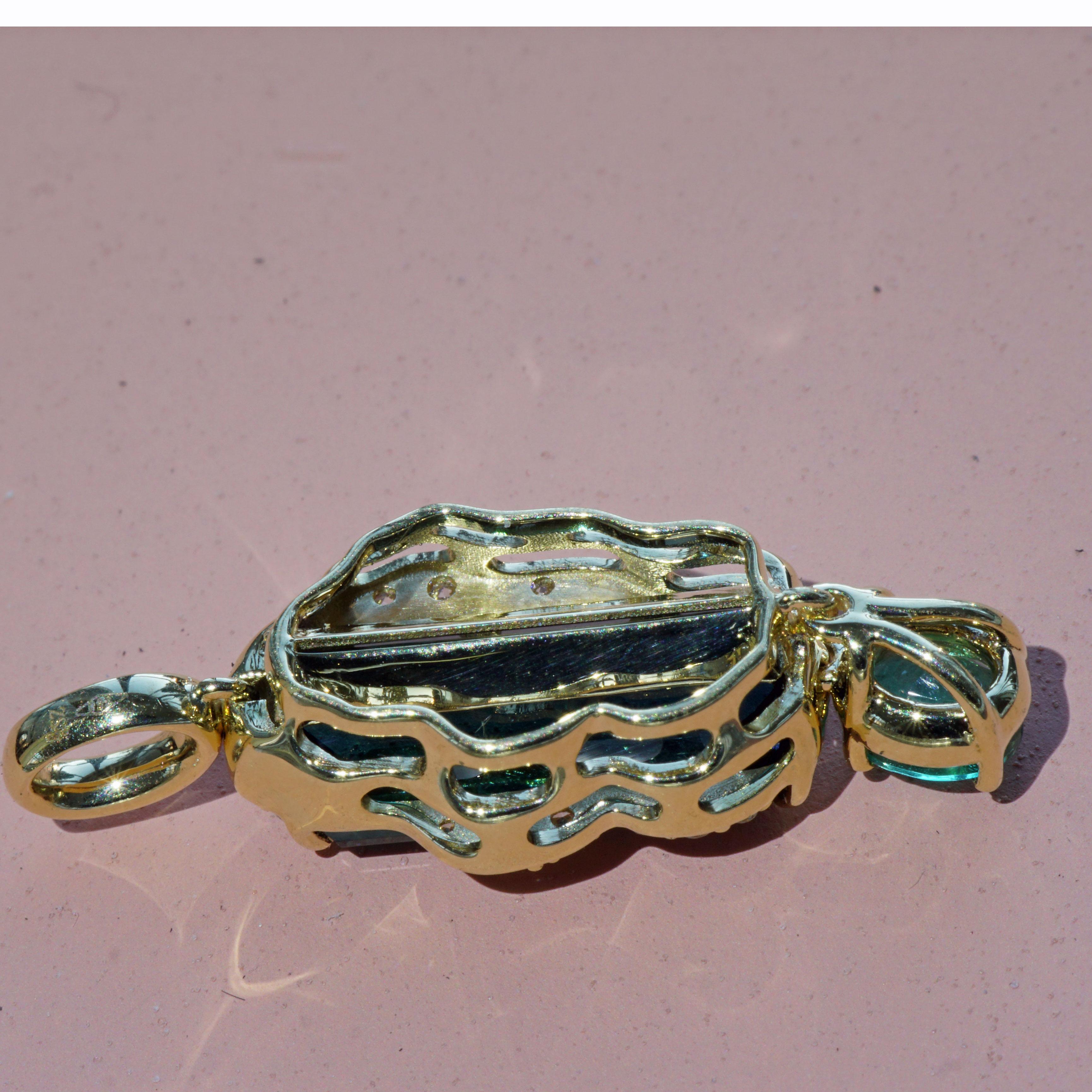 Tourmaline Emerald Brilliant Pendant Afghanistan 5.30ct bicolor petrol bluegreen In New Condition For Sale In Viena, Viena