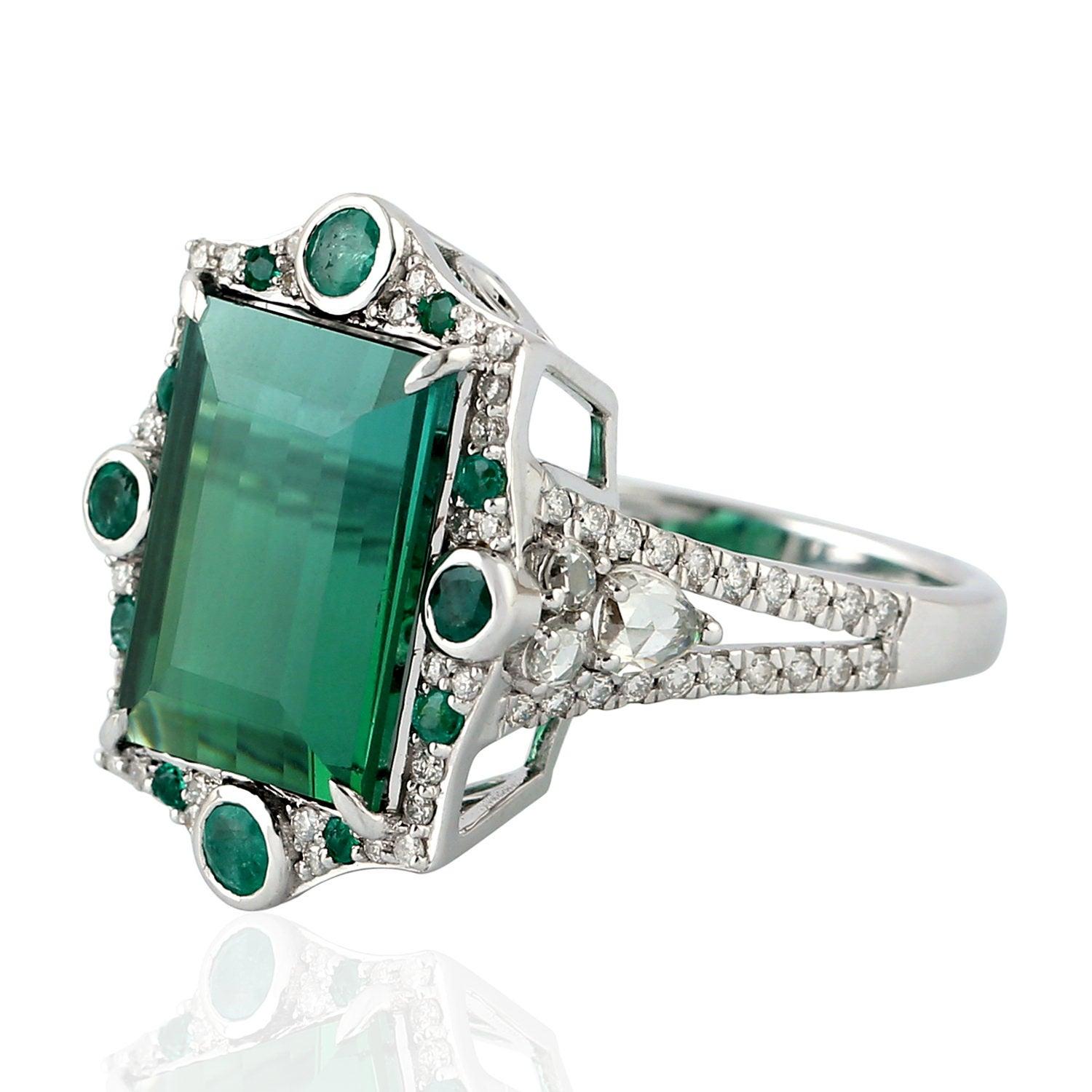 For Sale:  Tourmaline Emerald Diamond 18 Karat Gold Ring 3