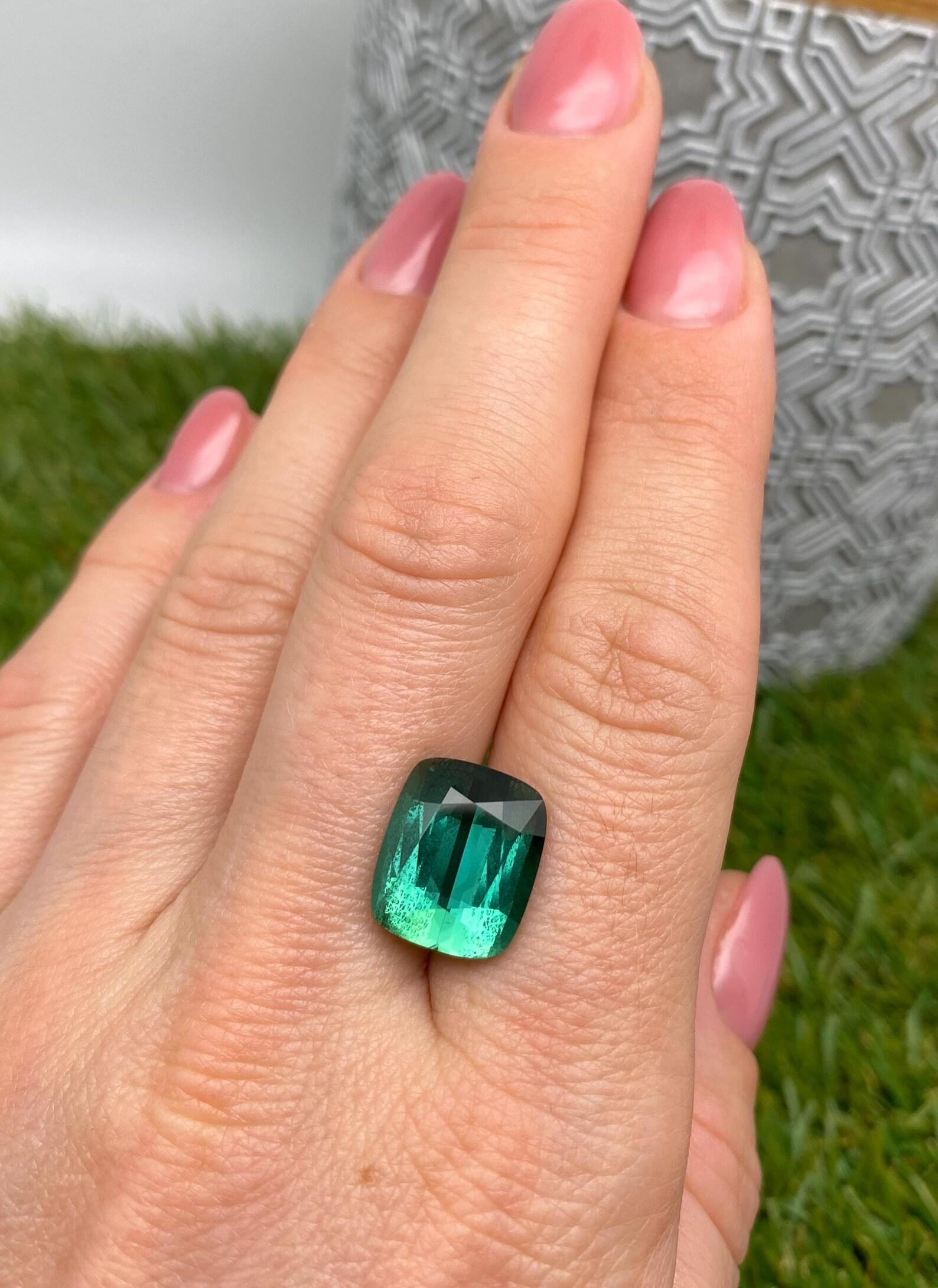 Tourmaline Lagoon 10.13Ct natural gemstone, Cushion cut, Afghanistan, GIA, GFCO For Sale 4