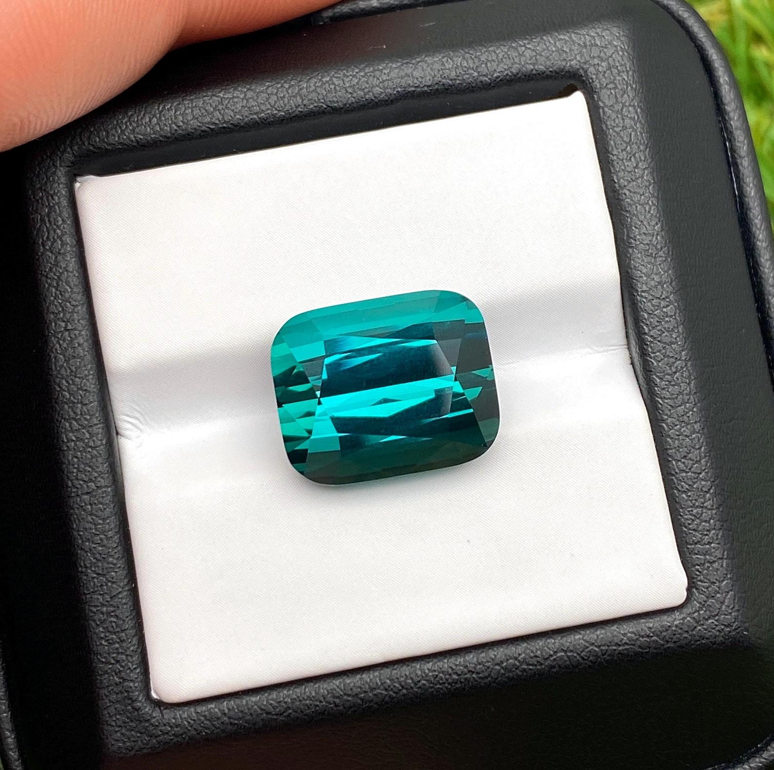Tourmaline Lagoon 12.80Ct natural gemstone, Cushion cut, Afghanistan, GIA, GFCO For Sale 1
