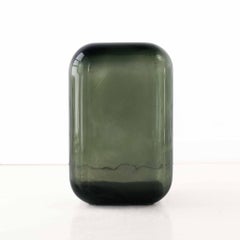Tavolino in resina Tourmaline Oort di Creators of Objects