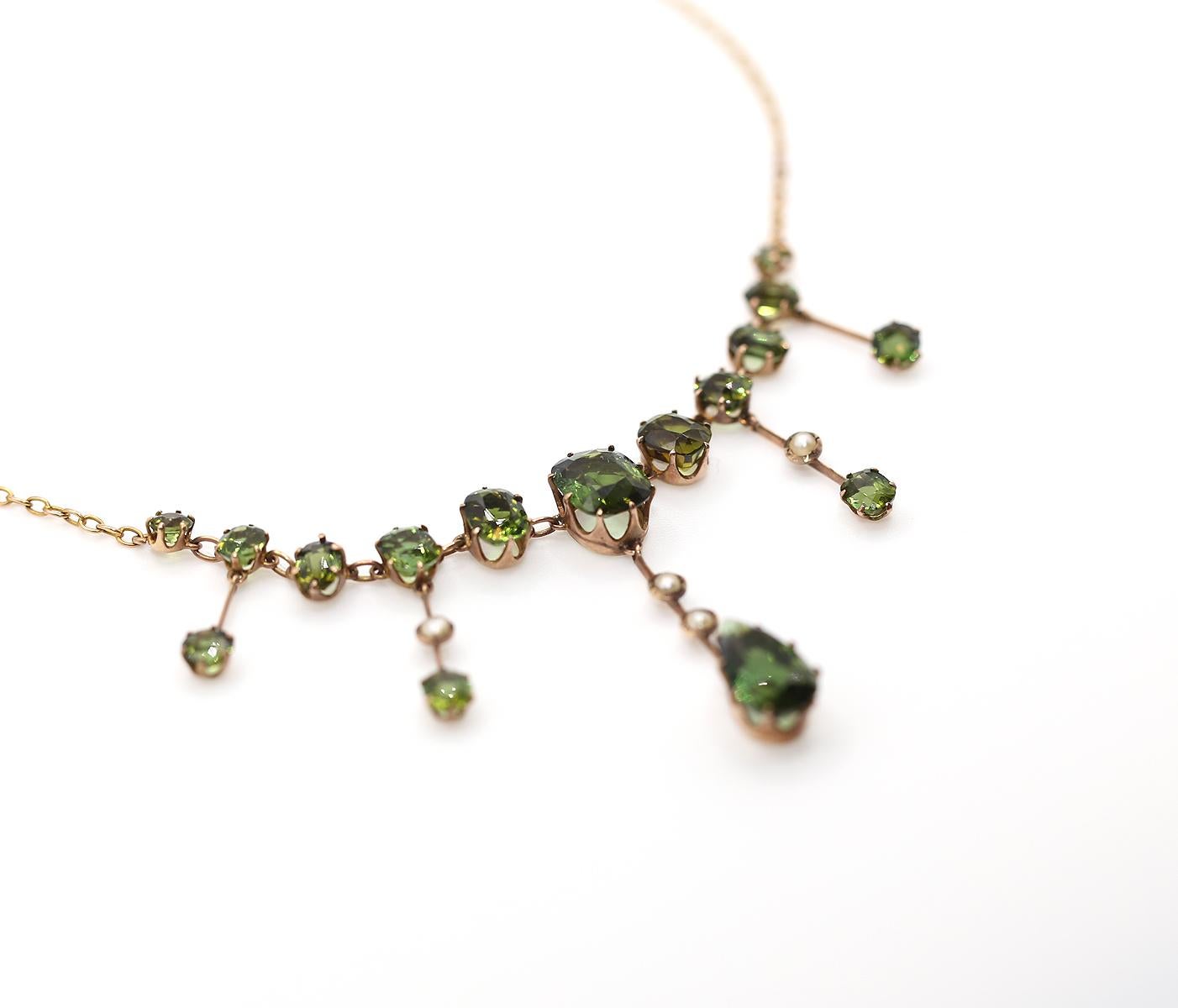 Collier à franges en tourmaline et perles en or 9K Britannique, 1900 en vente 1