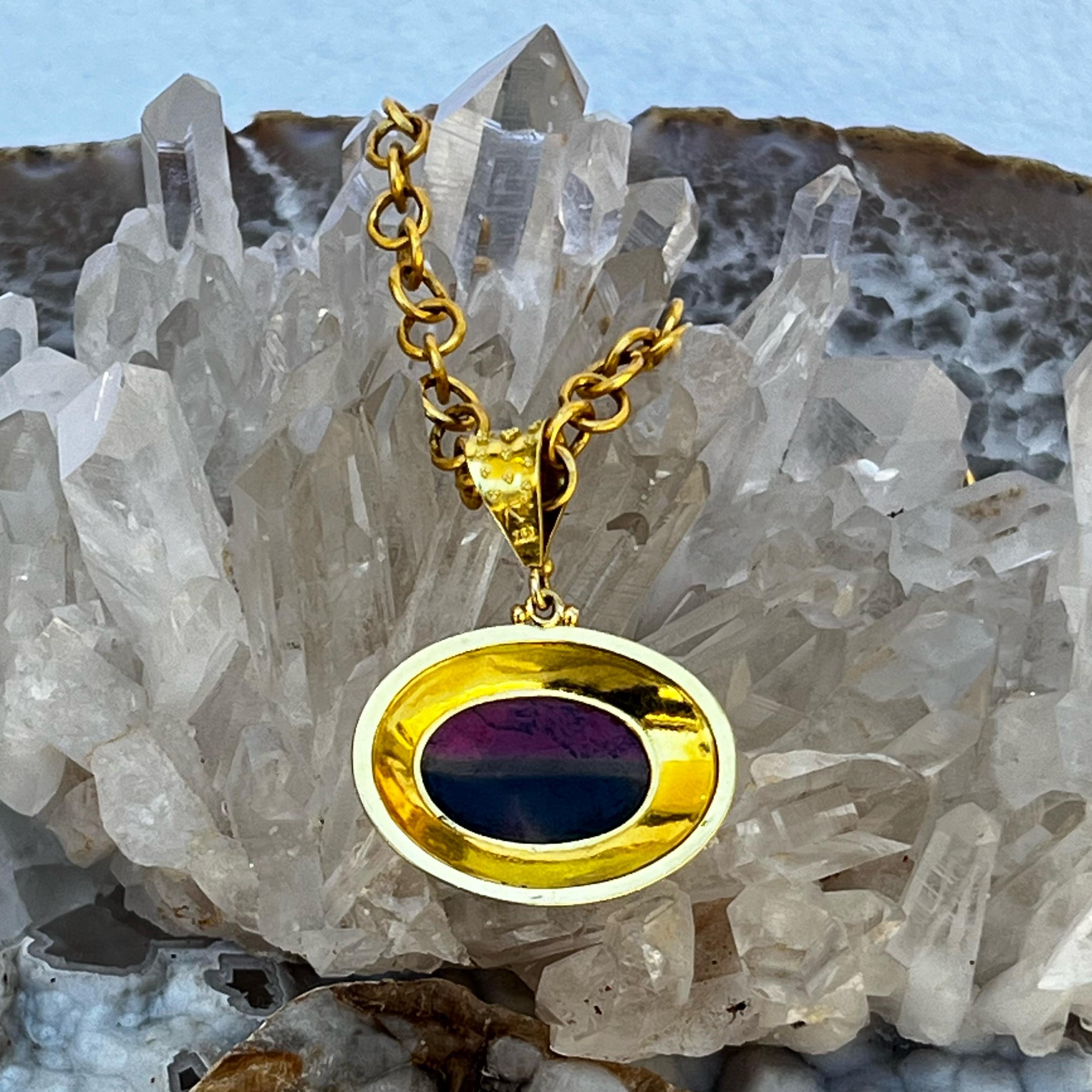 Tourmaline Pendant set in 18 Karat Gol With intricate Beading Detail For Sale 1