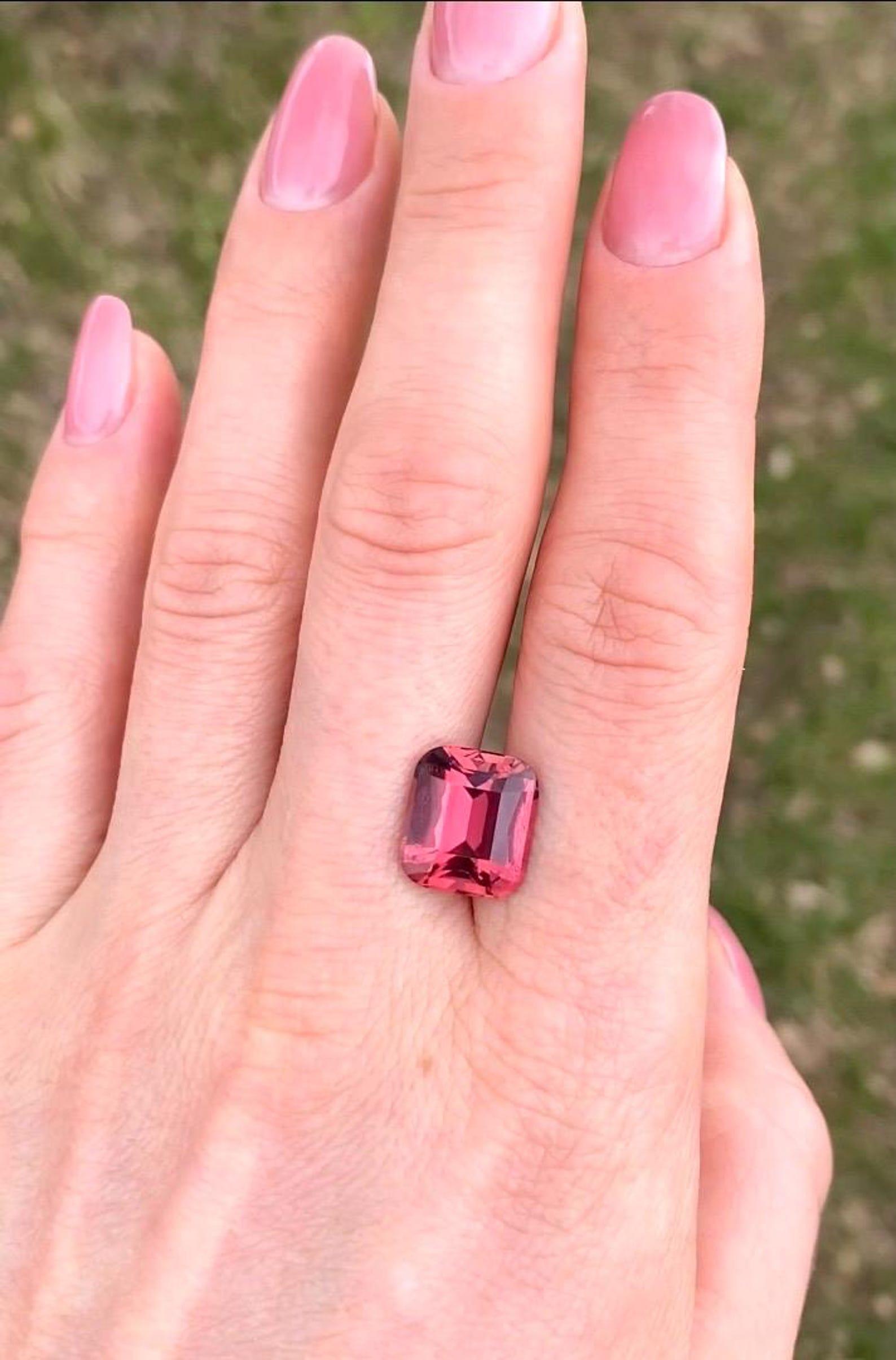 Turmalina rosa 7,06Ct gema natural, talla cojín, Nigeria, certificado GFCO en venta 2