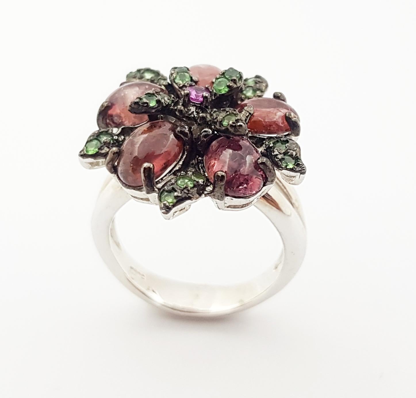 Tourmaline, Pink Sapphire and Tsavorite Ring set in Silver Settings For Sale 4