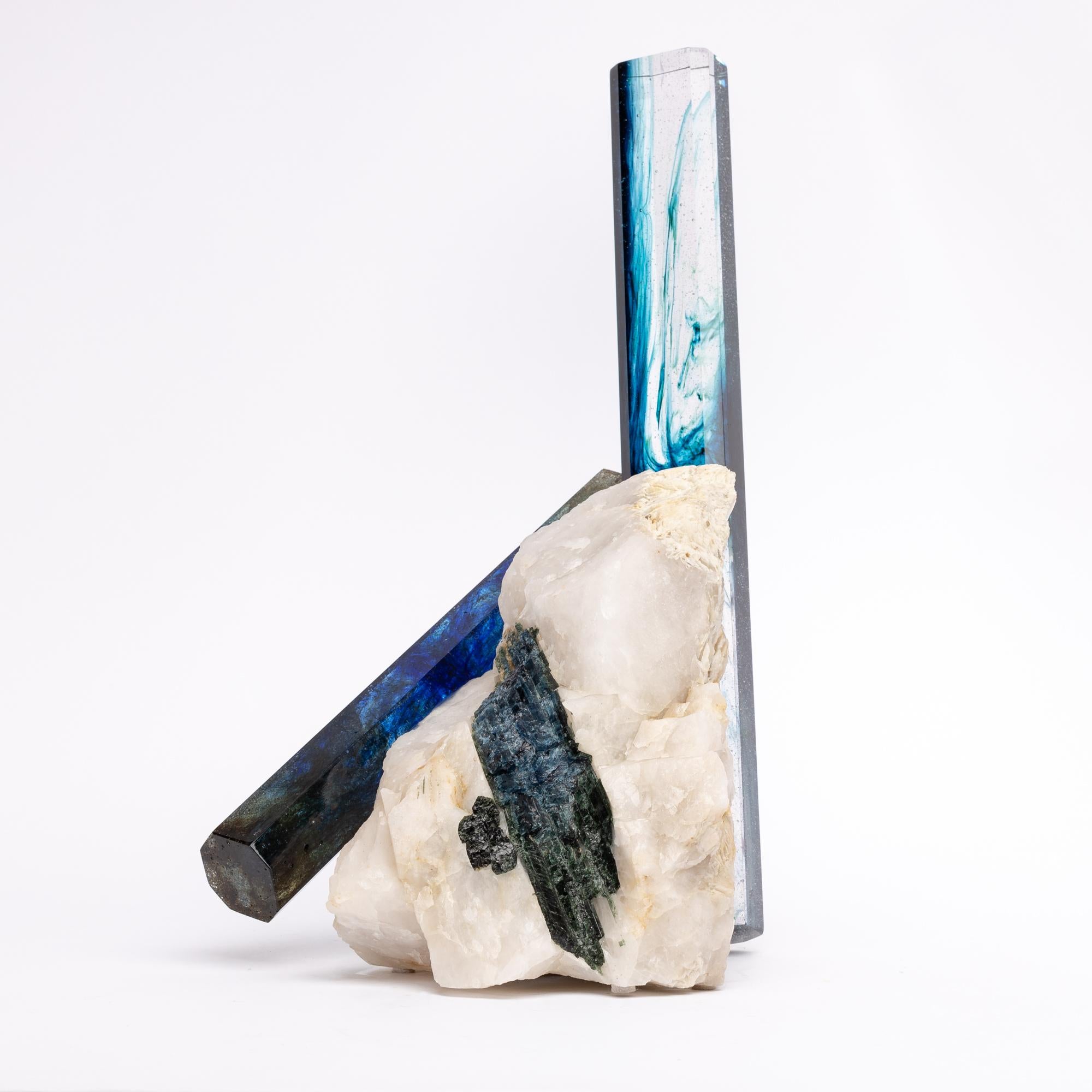 Tourmaline, Quartz and Glass Blue Shade Sculpture In New Condition In Polanco, CDMX