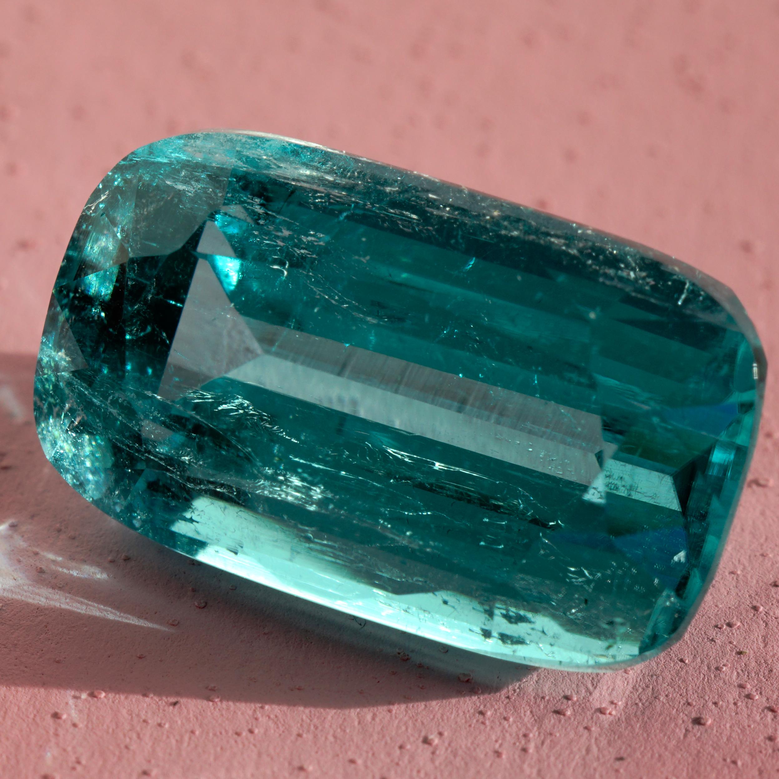 Turmalin Seltene Neon Blau Tiffany Blau Afghanistan 8,05 ct Investition Edelstein (Kissenschliff) im Angebot