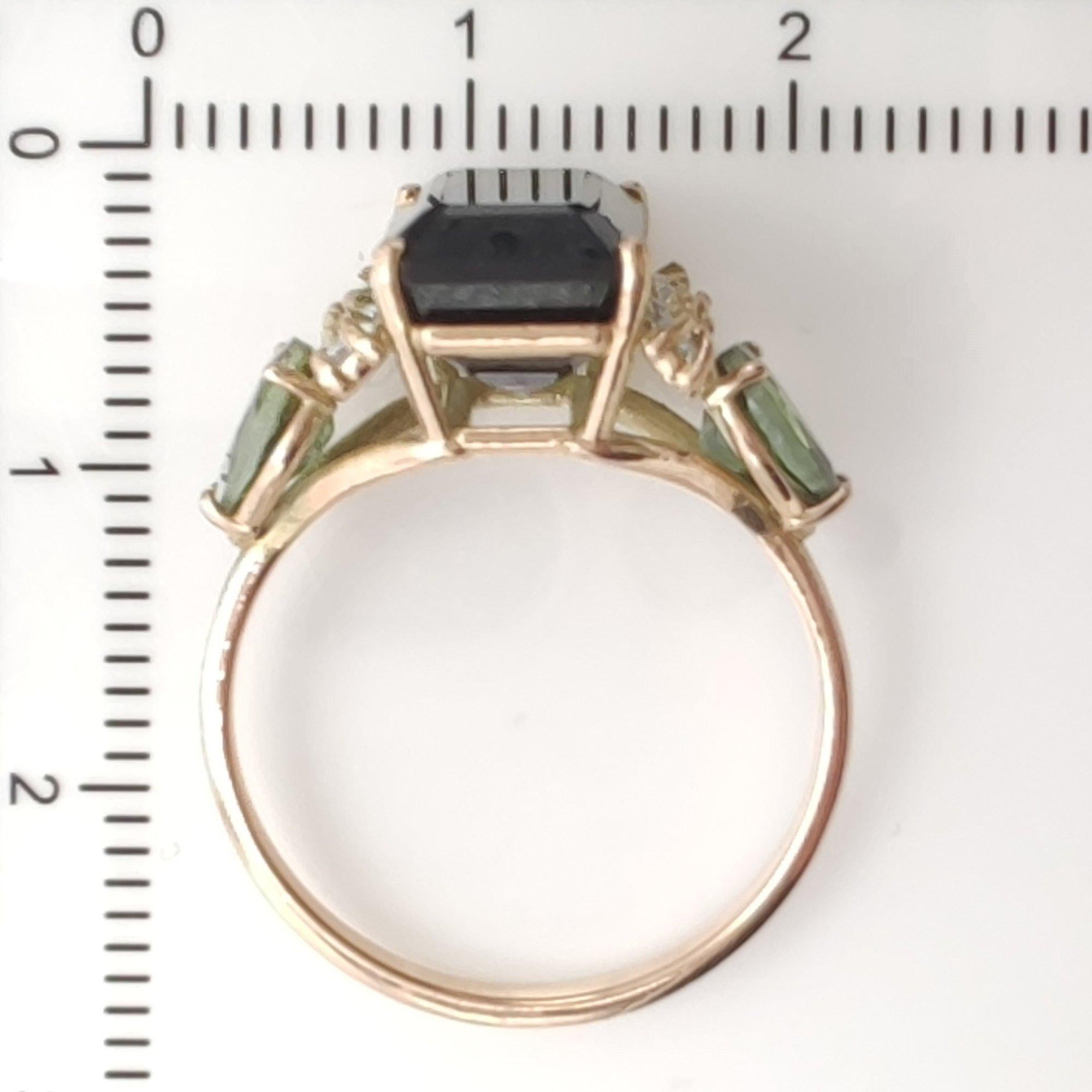 Genuine green Tourmaline Diamonds 14k Gold Ring for Women - Exquisite Gemstone  For Sale 9
