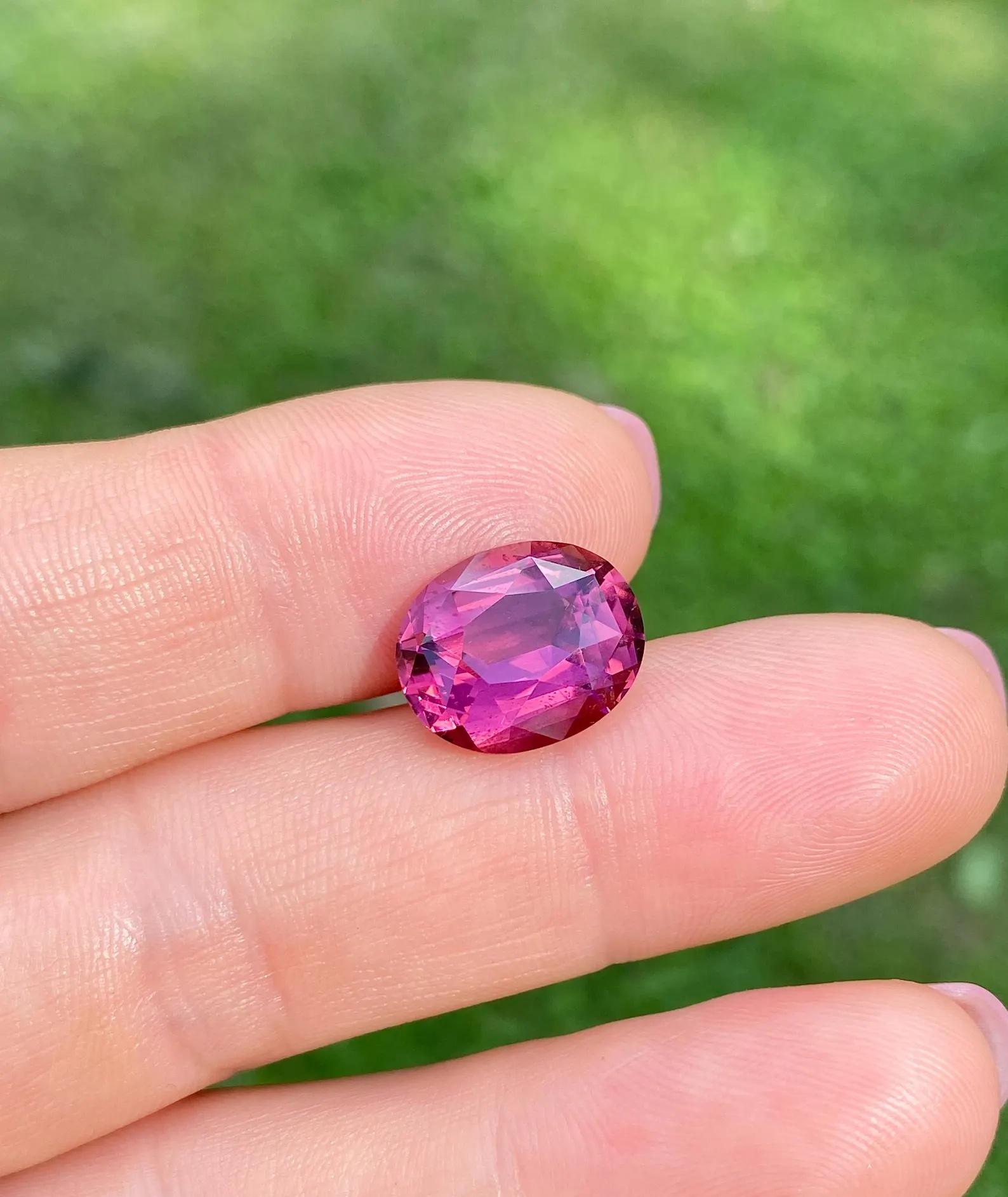 Turmalin Rubellit 7,53ct natürlicher Edelstein, Oval, Mosambik, GFCO Zertifikat im Angebot 5