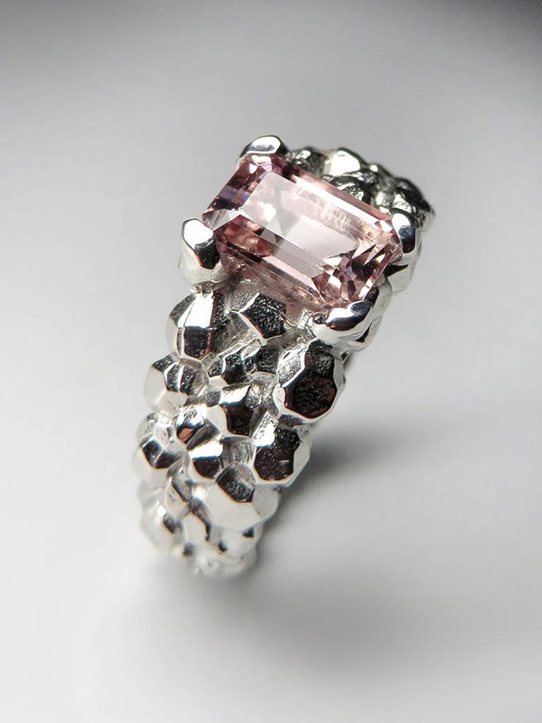 Tourmaline Silver Ring Large Rose Pink Natural Madagascar Gemstone Vintage gift In New Condition For Sale In Berlin, DE