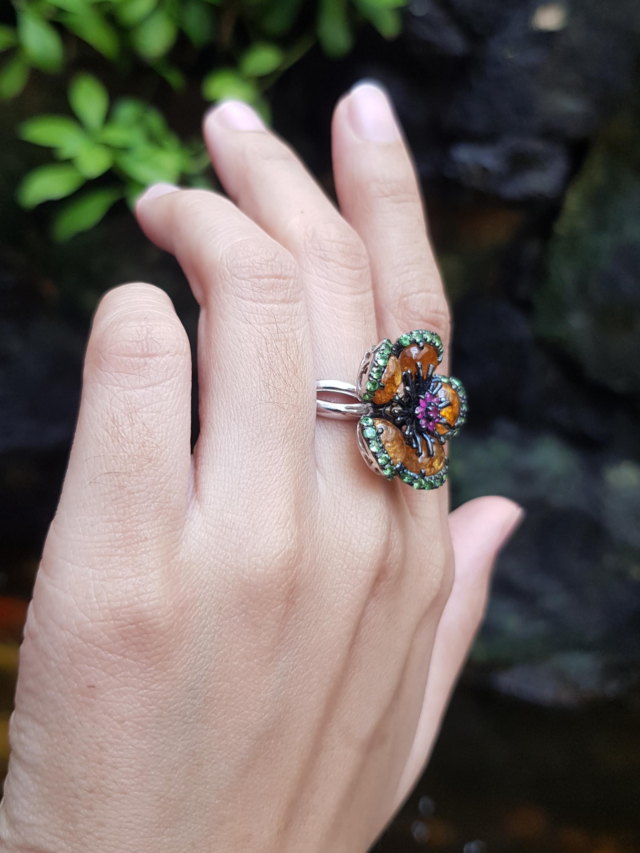 Tourmaline, Tsavorite and Ruby Ring set in Silver Settings In New Condition For Sale In Dusit, 10