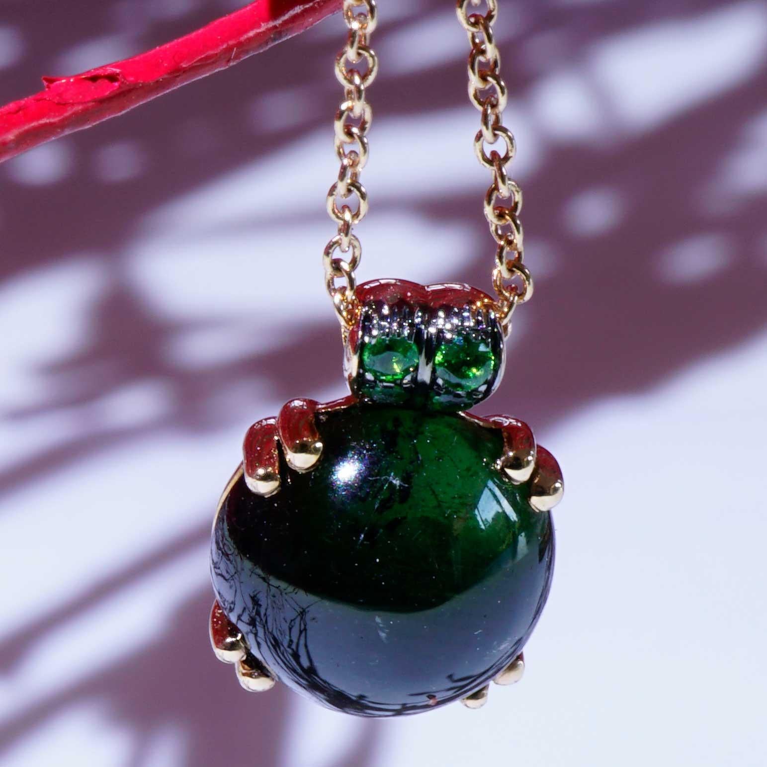 Tourmaline Tsavorite Pendant with Chain 750 Rose Gold Bubble round Gemstone For Sale 2