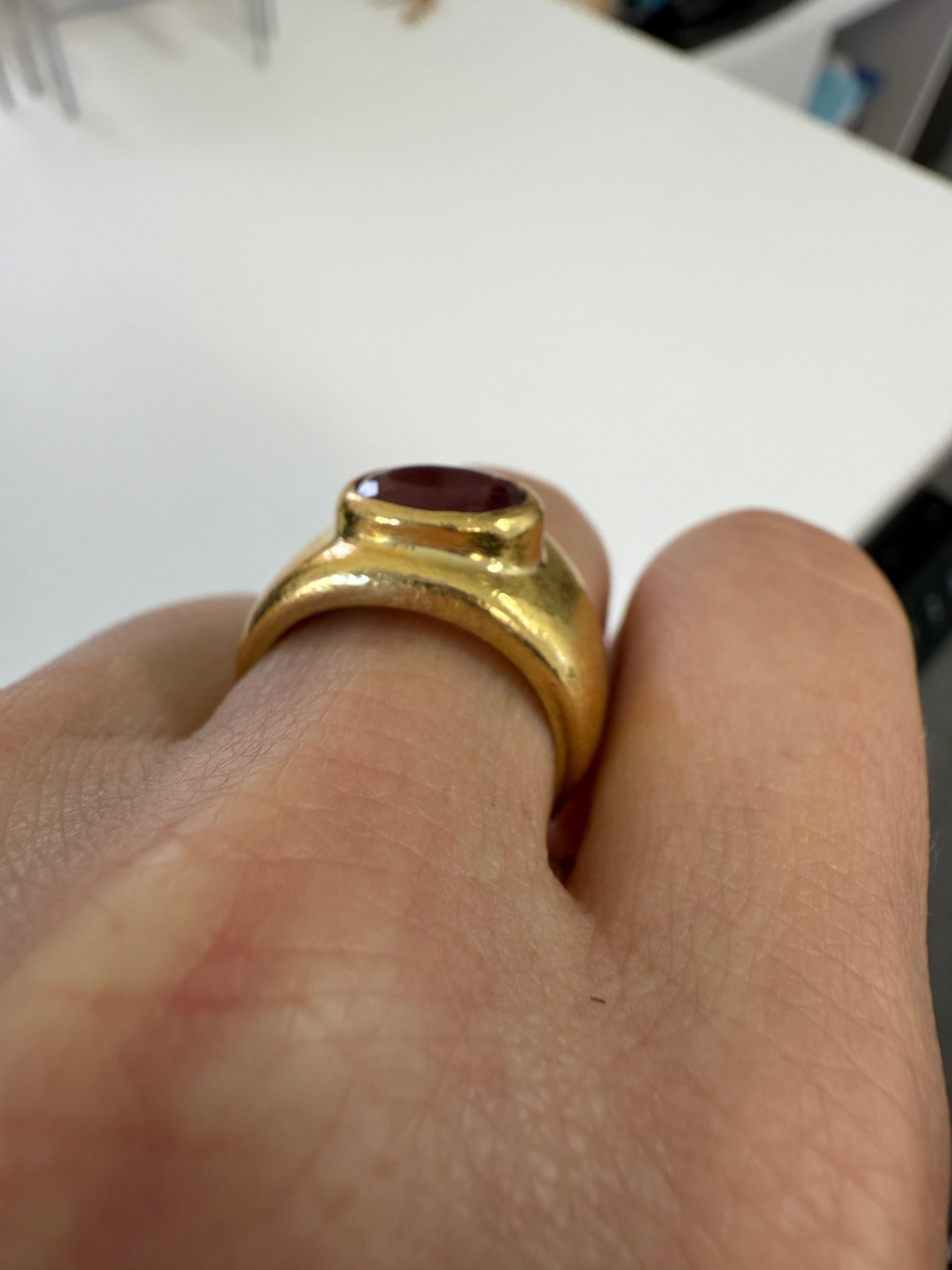 Anello a sigaro in oro giallo con tormalina in vendita 5