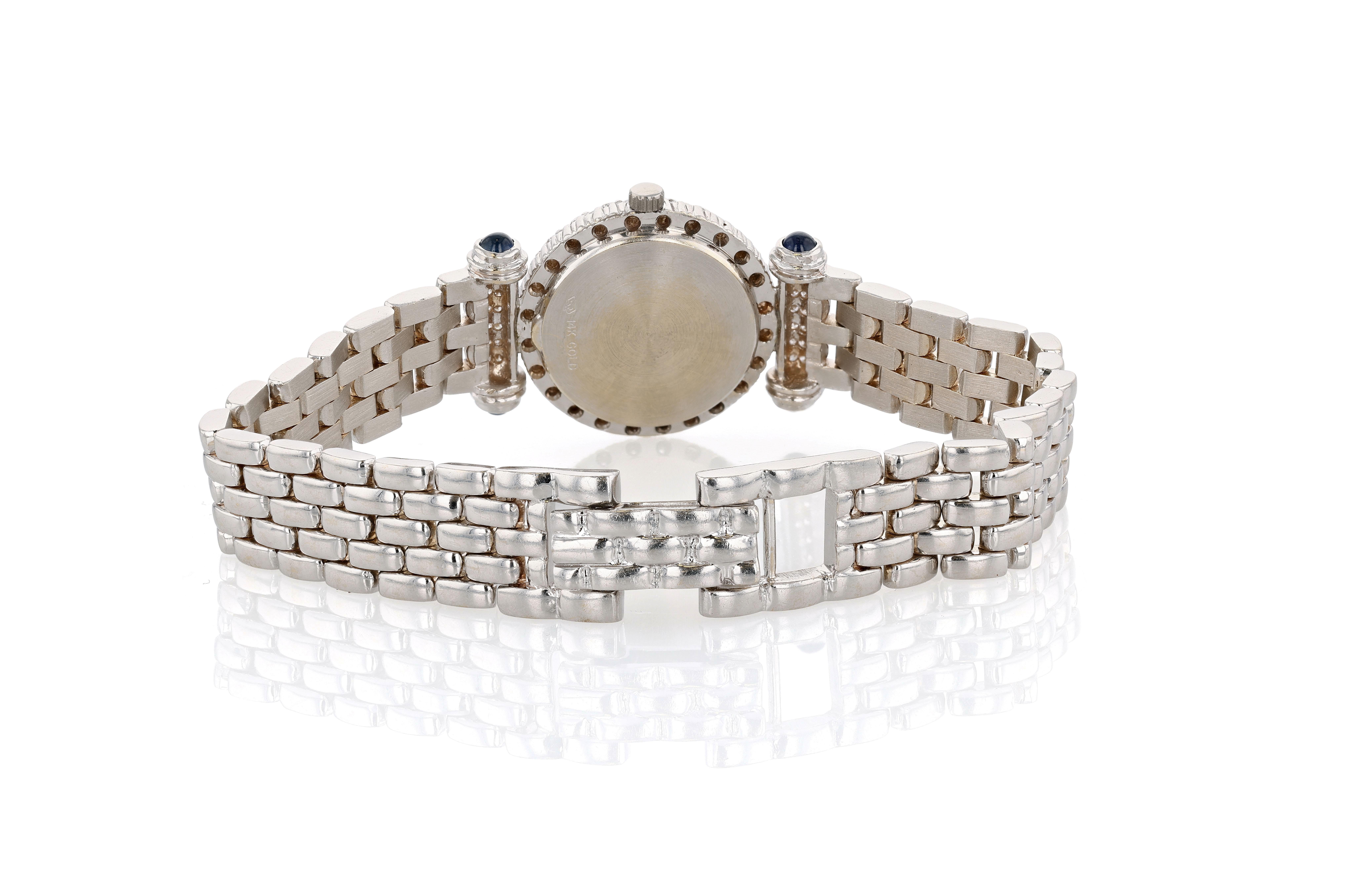 Tourneau Weißgold, Diamant, Saphir und Perlmutt Quarz-Armbanduhr (Art déco) im Angebot