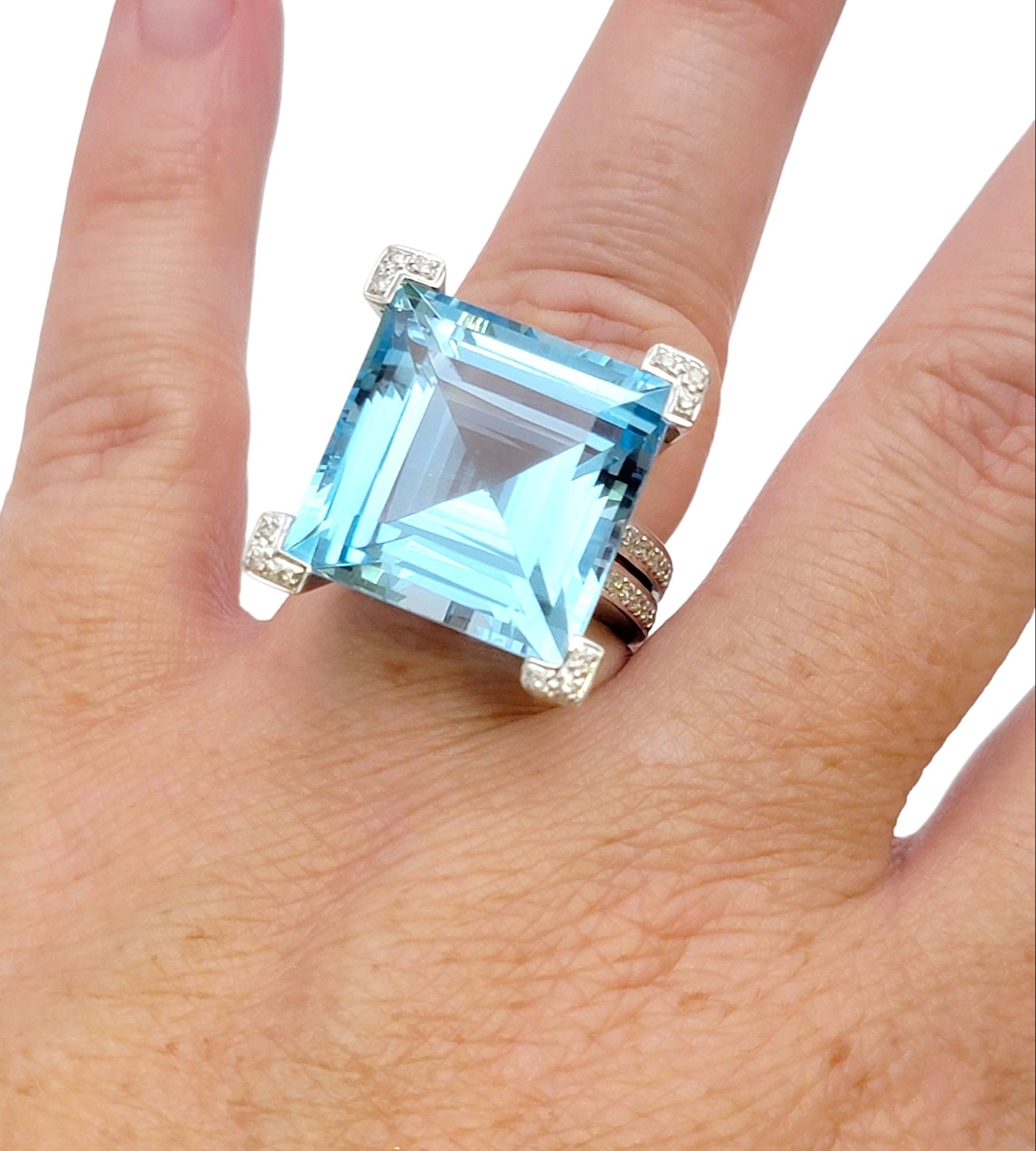 Tous 34.62 Carat Square Blue Topaz Cocktail Ring with Diamonds in 18 Karat Gold  For Sale 7