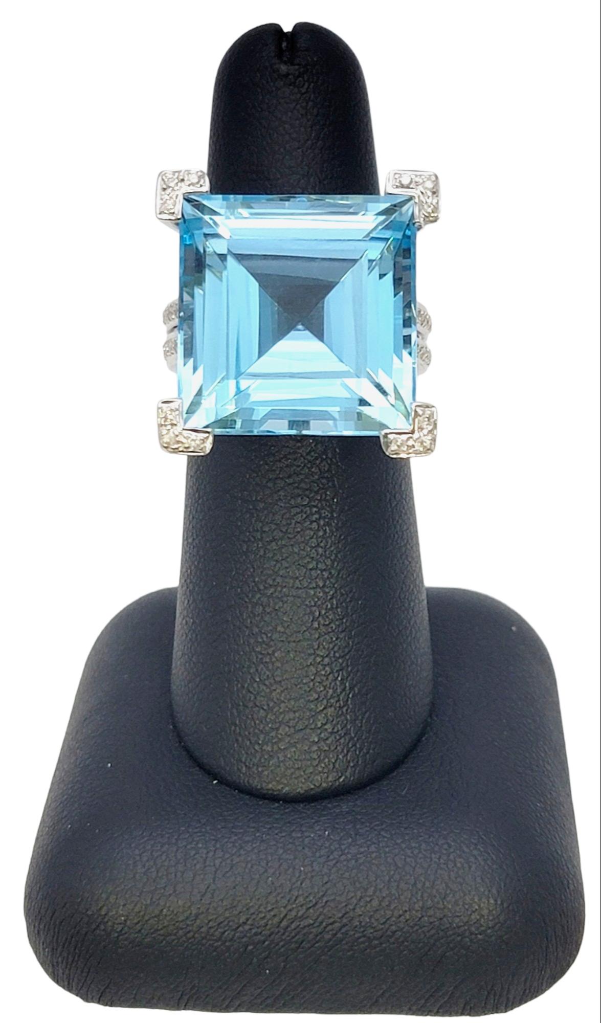 Tous 34.62 Carat Square Blue Topaz Cocktail Ring with Diamonds in 18 Karat Gold  For Sale 9